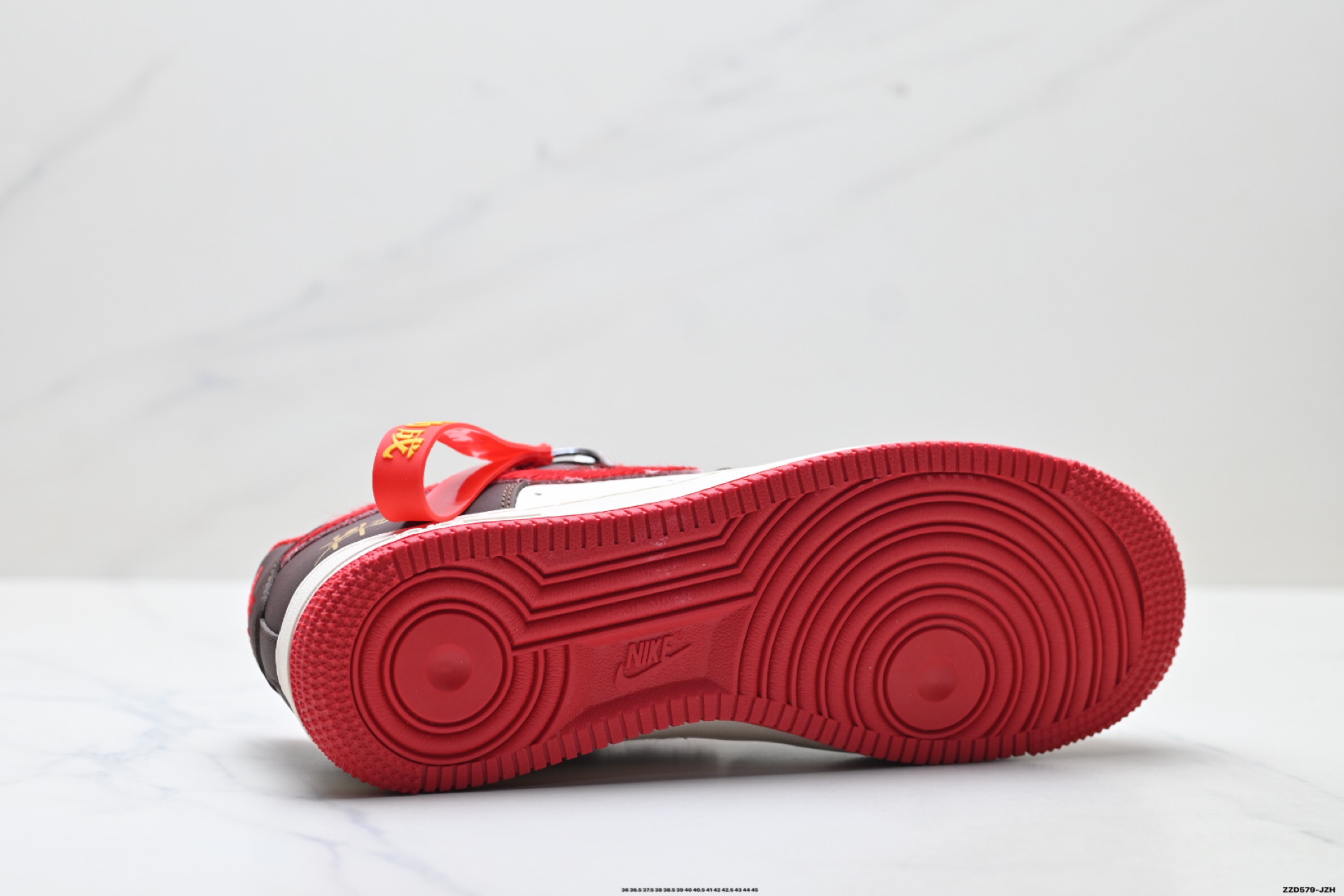 NIKE AIR FORCE 1‘07 LV8 LX1988-837