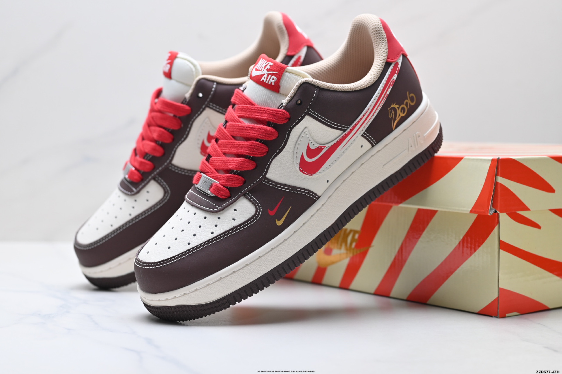 NIKE AIR FORCE 1‘07 LV8 XT6998-149