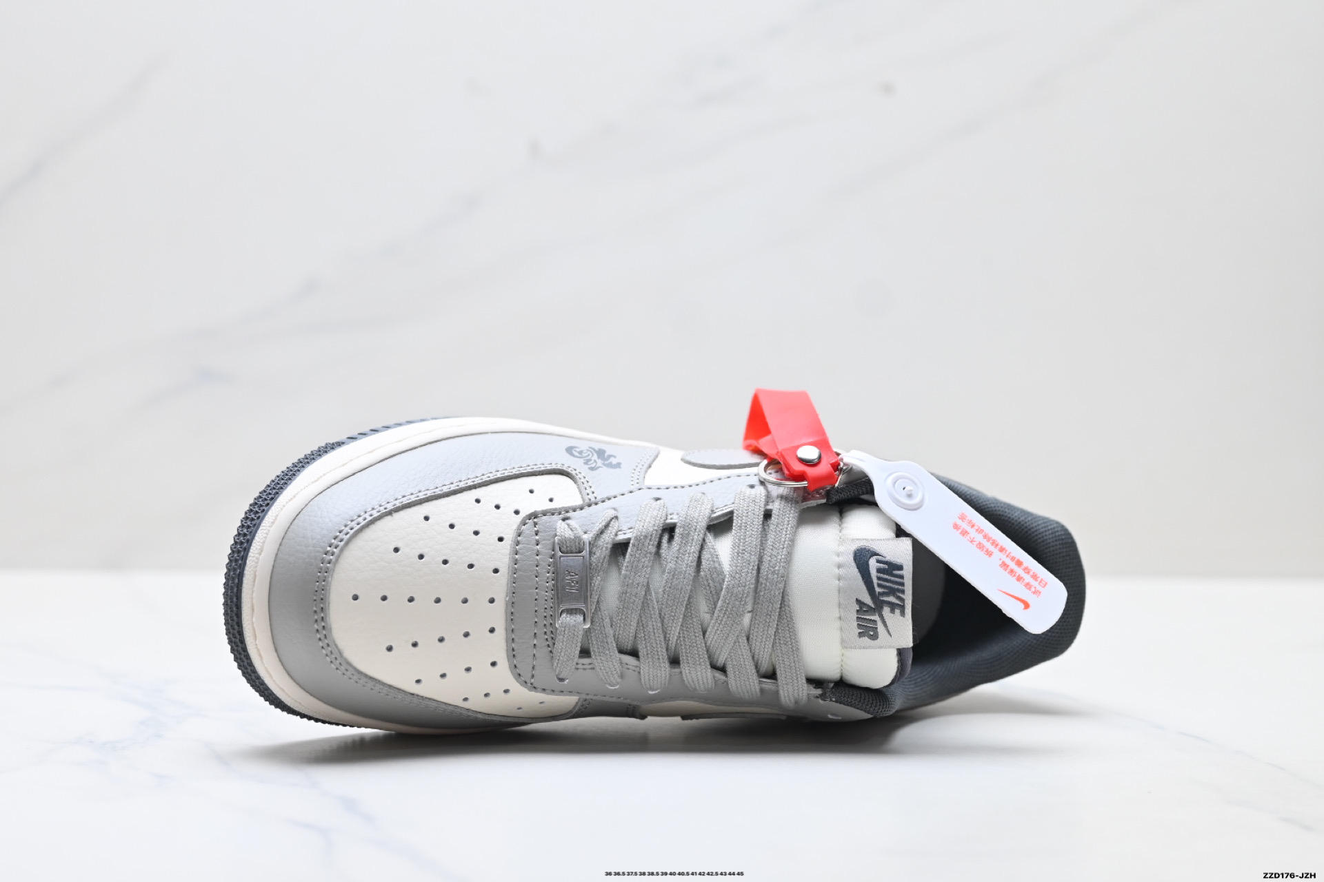 NIKE AIR FORCE 1‘07 LV8 MZ9588-833 NIKE AIR FORCE 1‘07 LV8 MZ9588-833