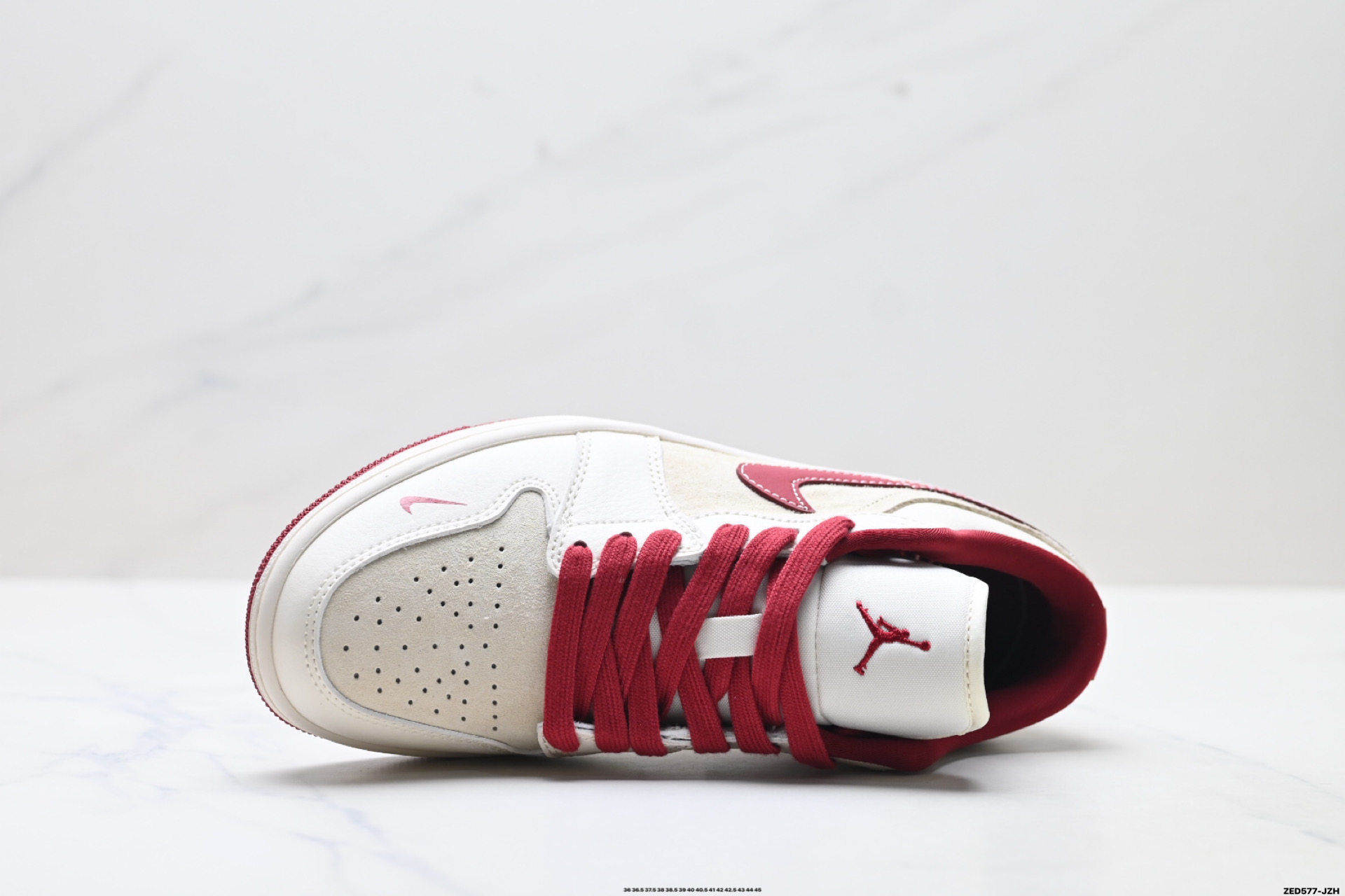 Nike Air Jordan 1 Low AJ1乔1低帮休闲板鞋 LX1988-827