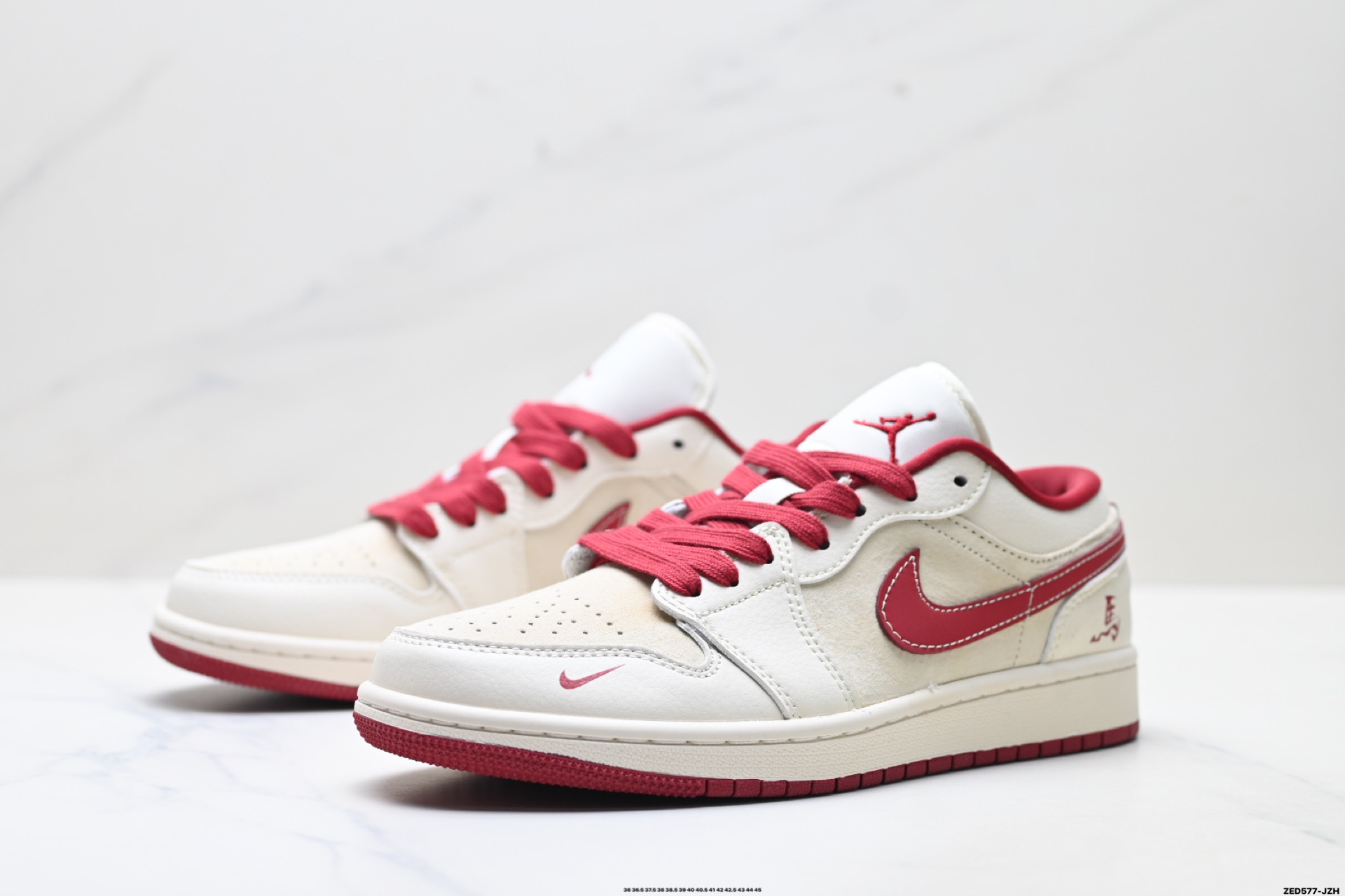 Nike Air Jordan 1 Low AJ1乔1低帮休闲板鞋 LX1988-827