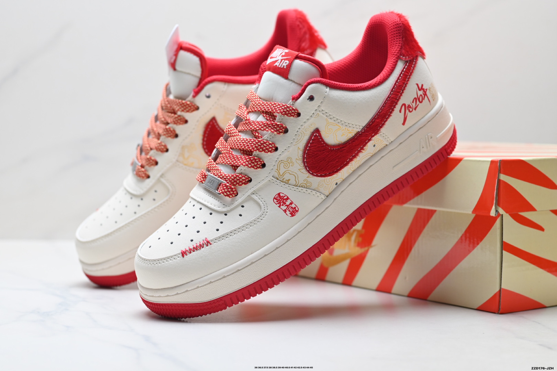 NIKE AIR FORCE 1‘07 LV8 QW5288-118 NIKE AIR FORCE 1‘07 LV8 QW5288-118