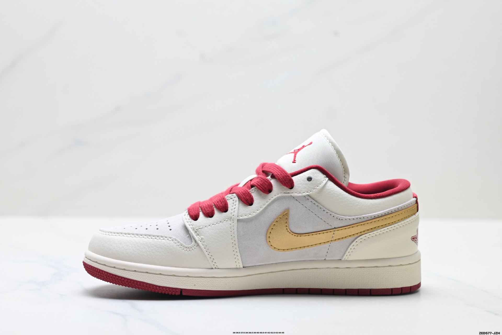Nike Air Jordan 1 Low AJ1乔1低帮休闲板鞋 XT6998-137