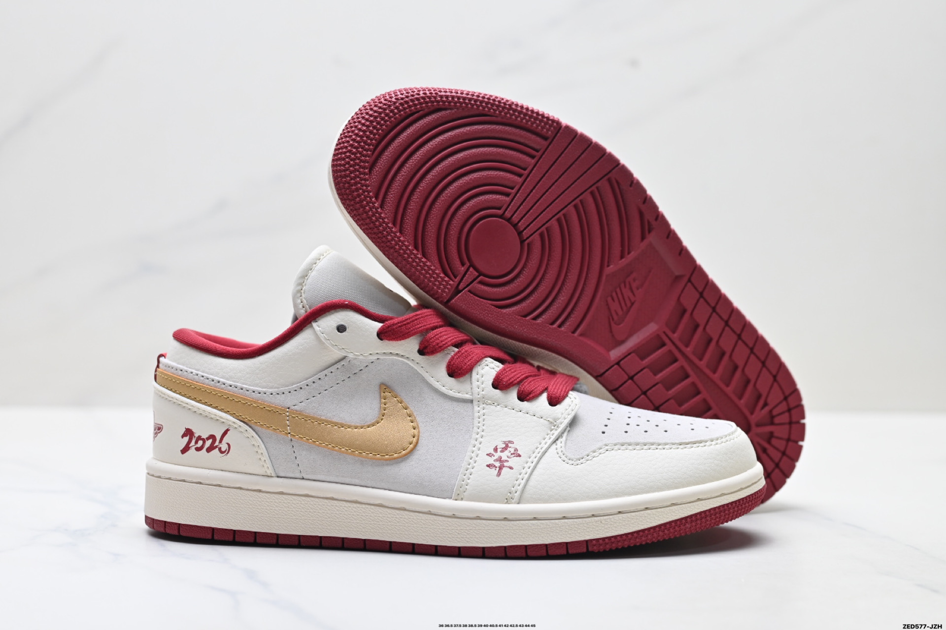 Nike Air Jordan 1 Low AJ1乔1低帮休闲板鞋 XT6998-137