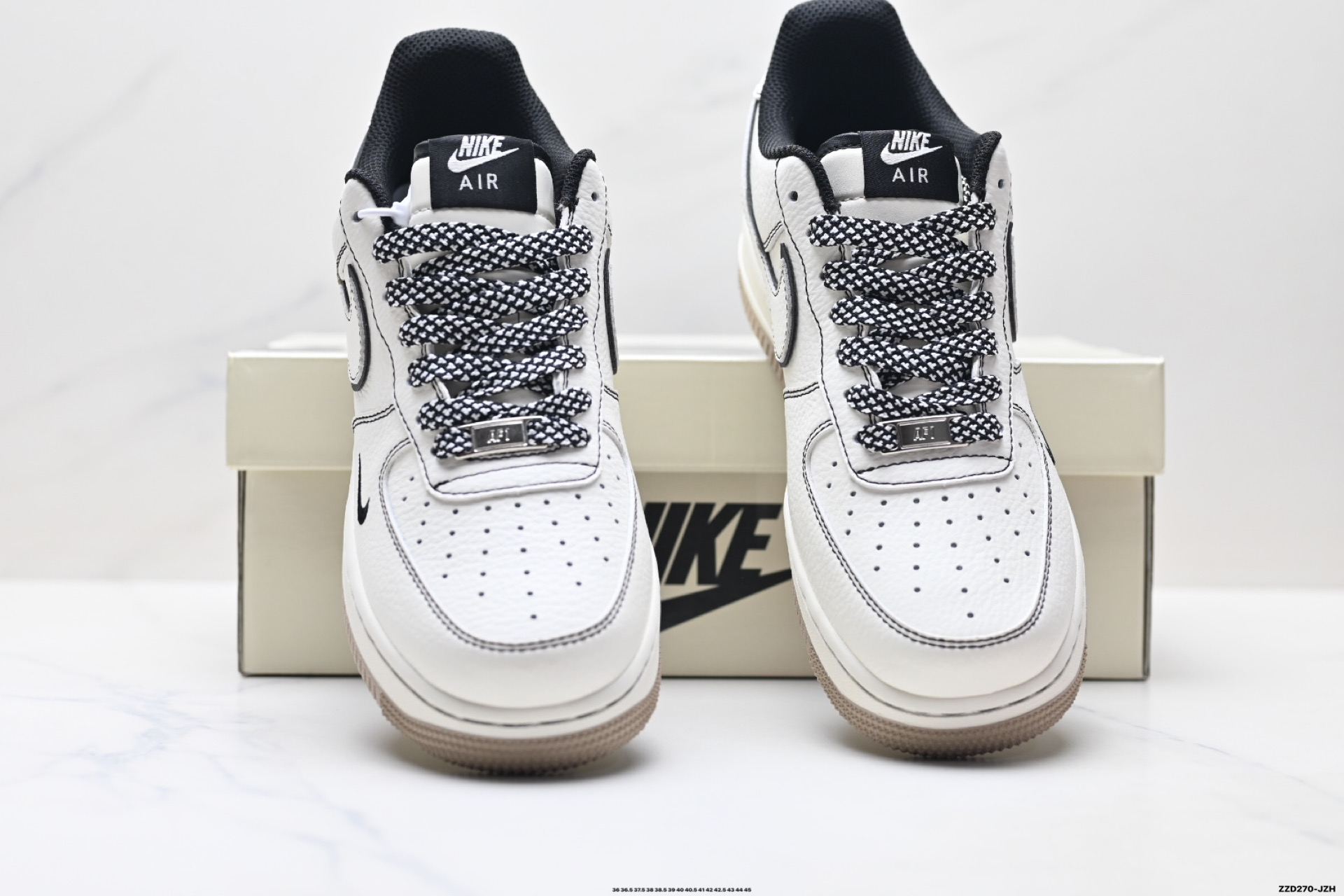 NIKE AIR FORCE 1‘07 LV8 MM3399-819