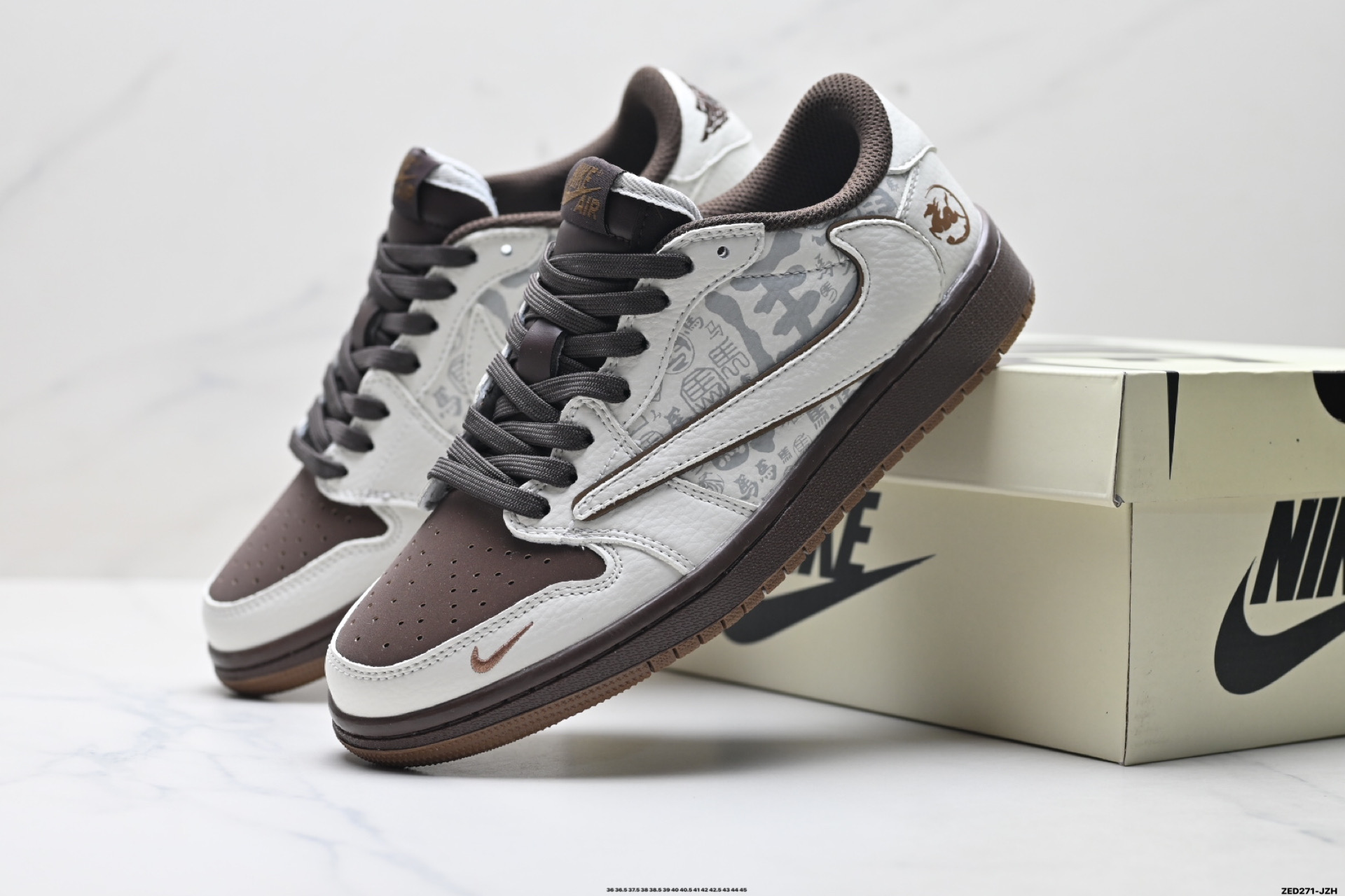 Nike Air Jordan 1 x Travis Scott AJ1倒勾 乔一倒钩 ‘DIY’定制 耐克 低帮文化篮球鞋 NH0601-061