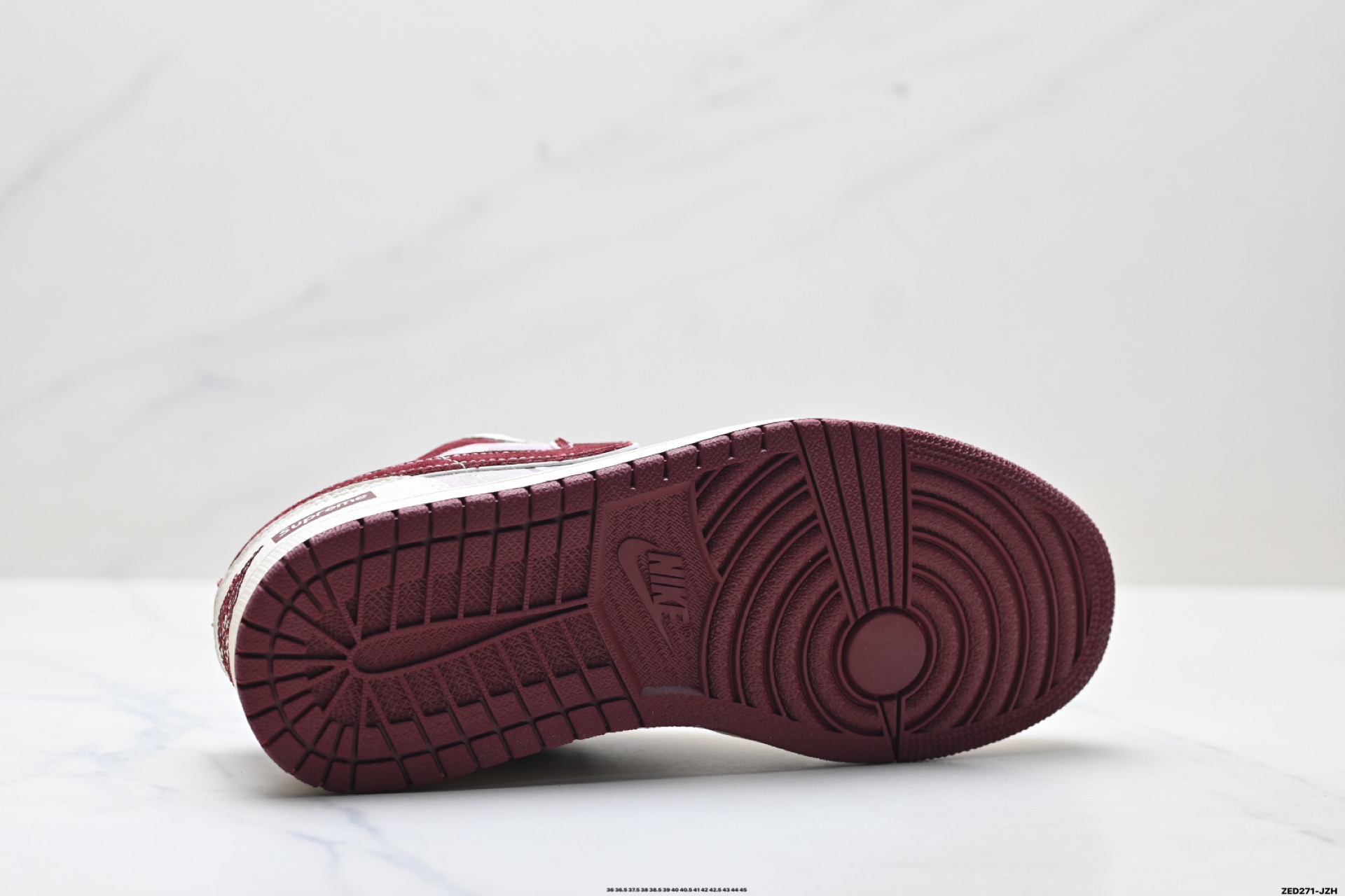 280 Nike Air Jordan 1 Low AJ1乔1低帮休闲板鞋 LD8888-014