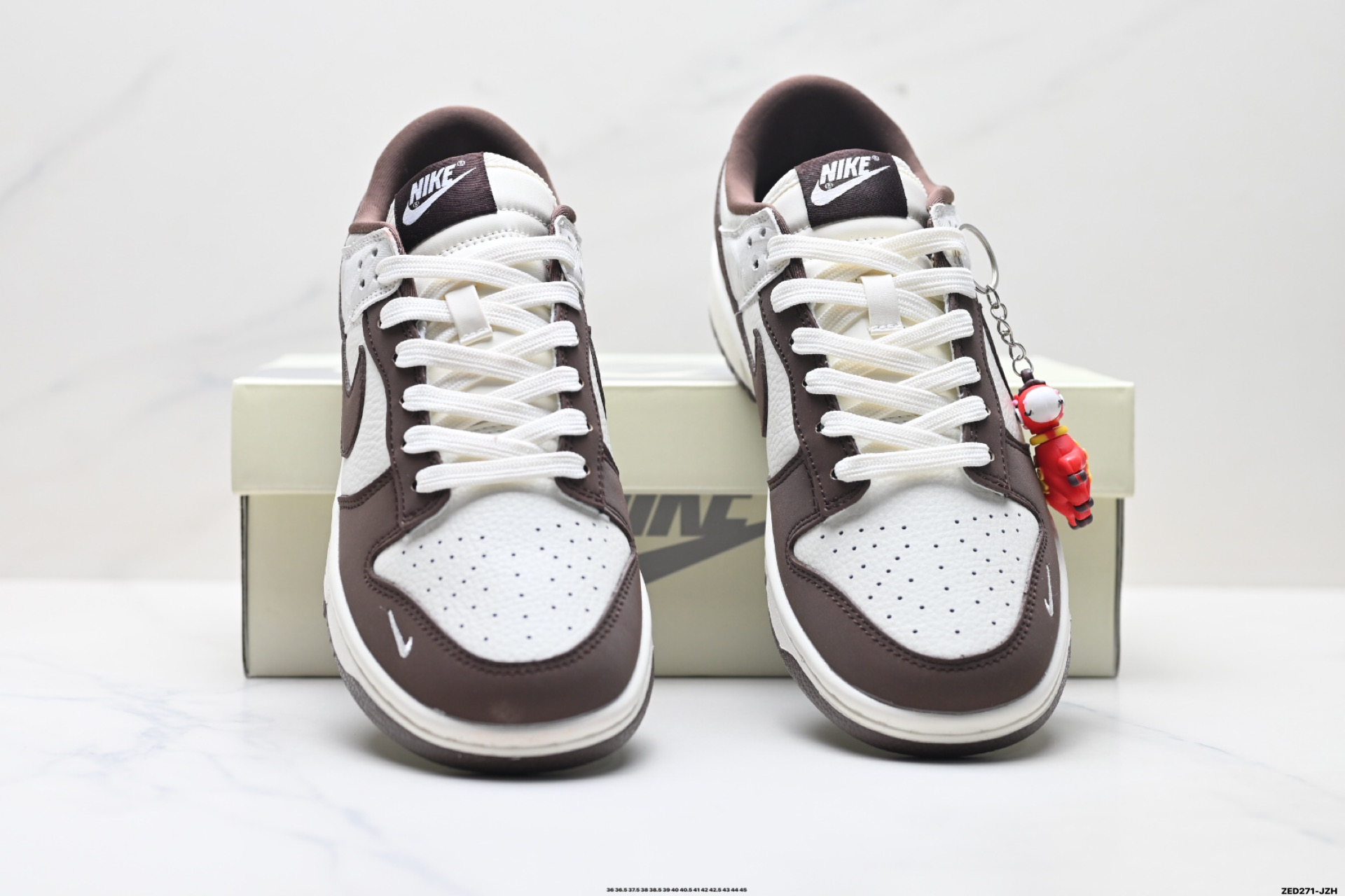 Nike Dunk Low Retro ‘DIY高端定制’耐克 低帮休闲运动板鞋 lQ1118-220 Nike Dunk Low Retro ‘DIY高端定制’耐克 低帮休闲运动板鞋 lQ1118-220