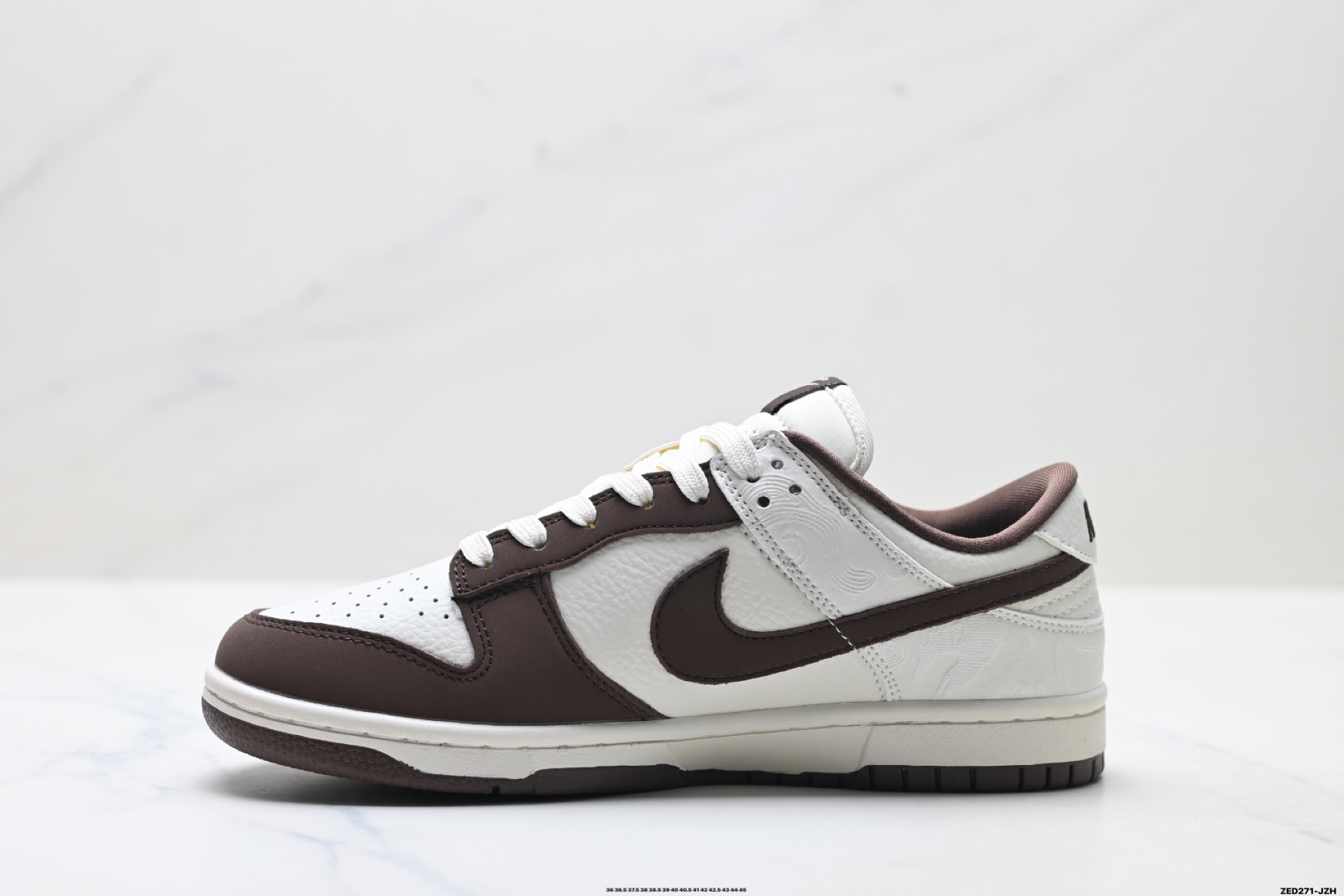 Nike Dunk Low Retro ‘DIY高端定制’耐克 低帮休闲运动板鞋 lQ1118-220 Nike Dunk Low Retro ‘DIY高端定制’耐克 低帮休闲运动板鞋 lQ1118-220