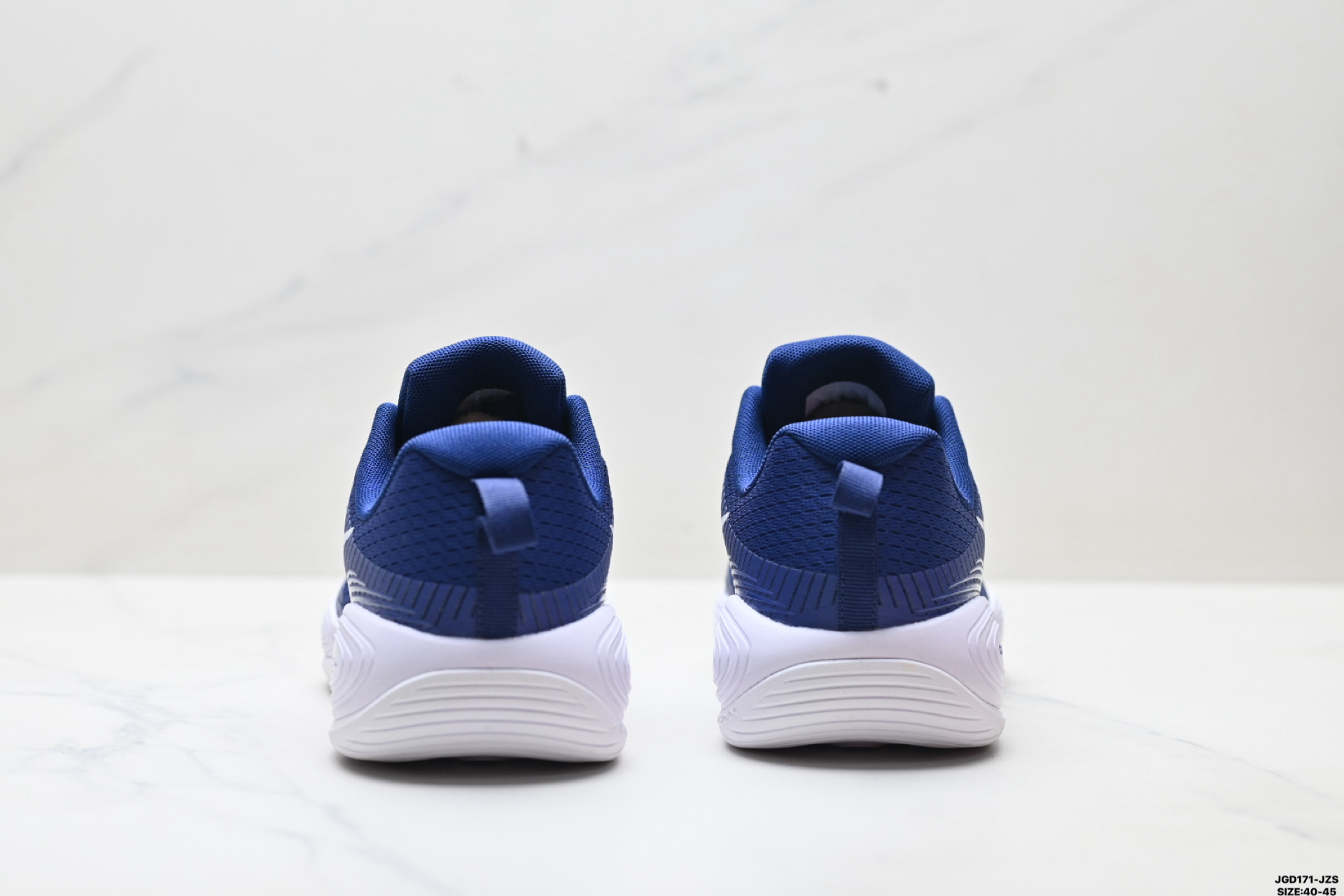 Nike ComfiRide 耐克 舒适贴合 透气支撑跑步鞋 DX5886-006