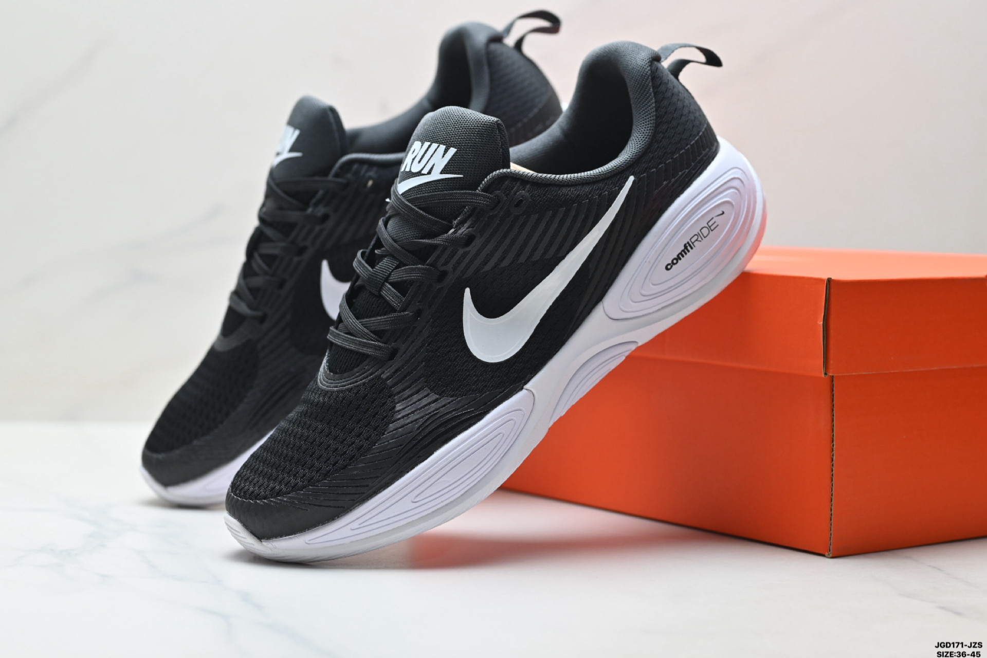 Nike ComfiRide 耐克 舒适贴合 透气支撑跑步鞋 DX5886-006