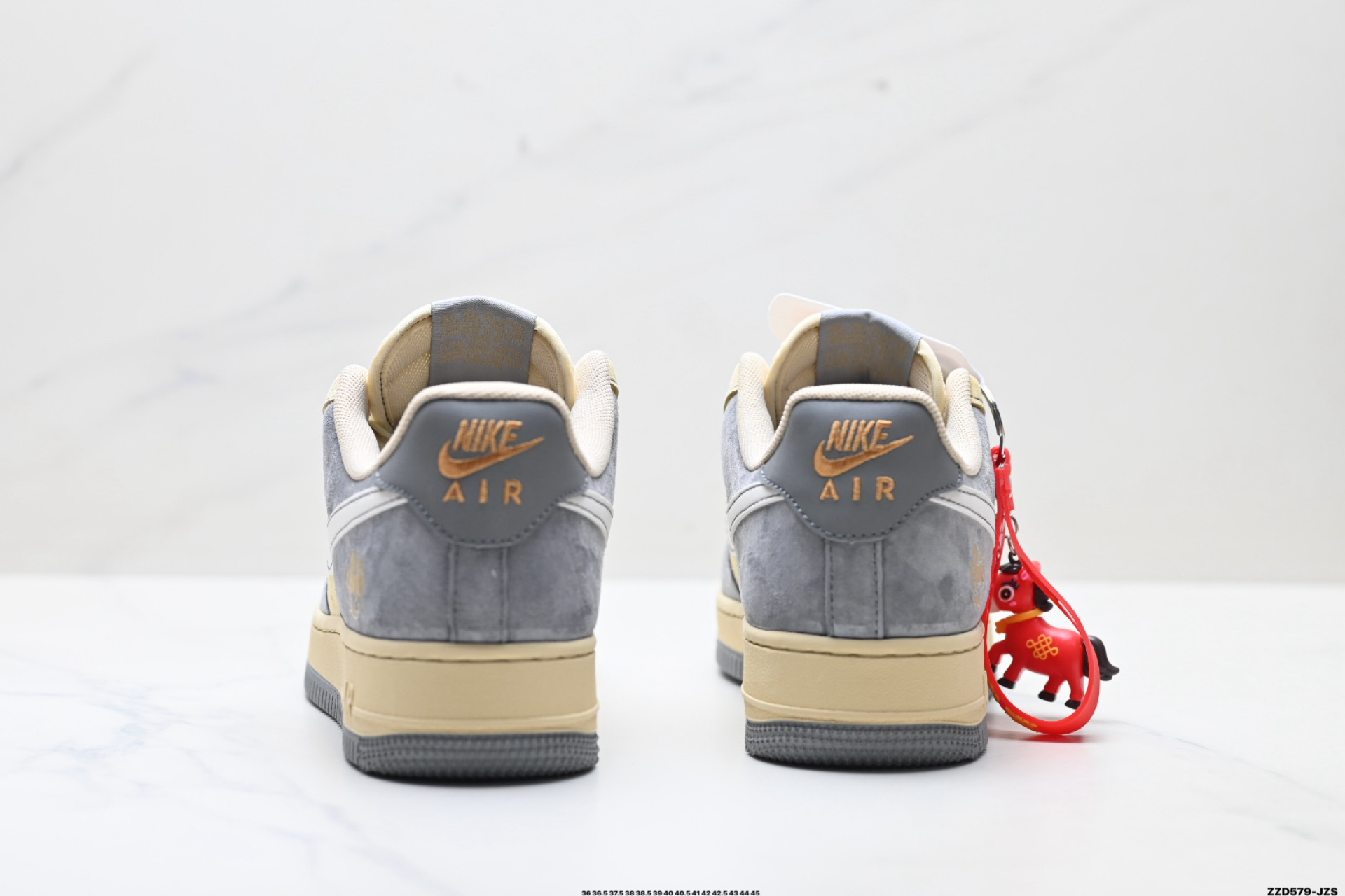 NIKE AIR FORCE 1‘07 LV8 LX1988-839 NIKE AIR FORCE 1‘07 LV8 LX1988-839