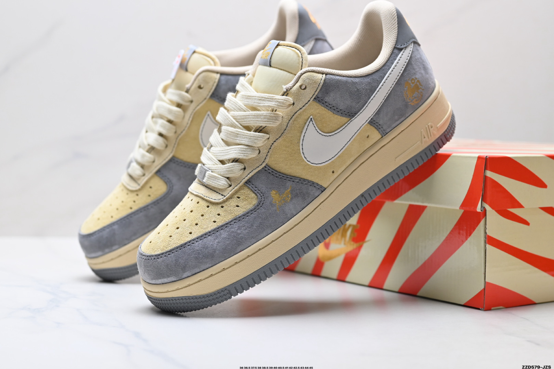 NIKE AIR FORCE 1‘07 LV8 LX1988-839 NIKE AIR FORCE 1‘07 LV8 LX1988-839