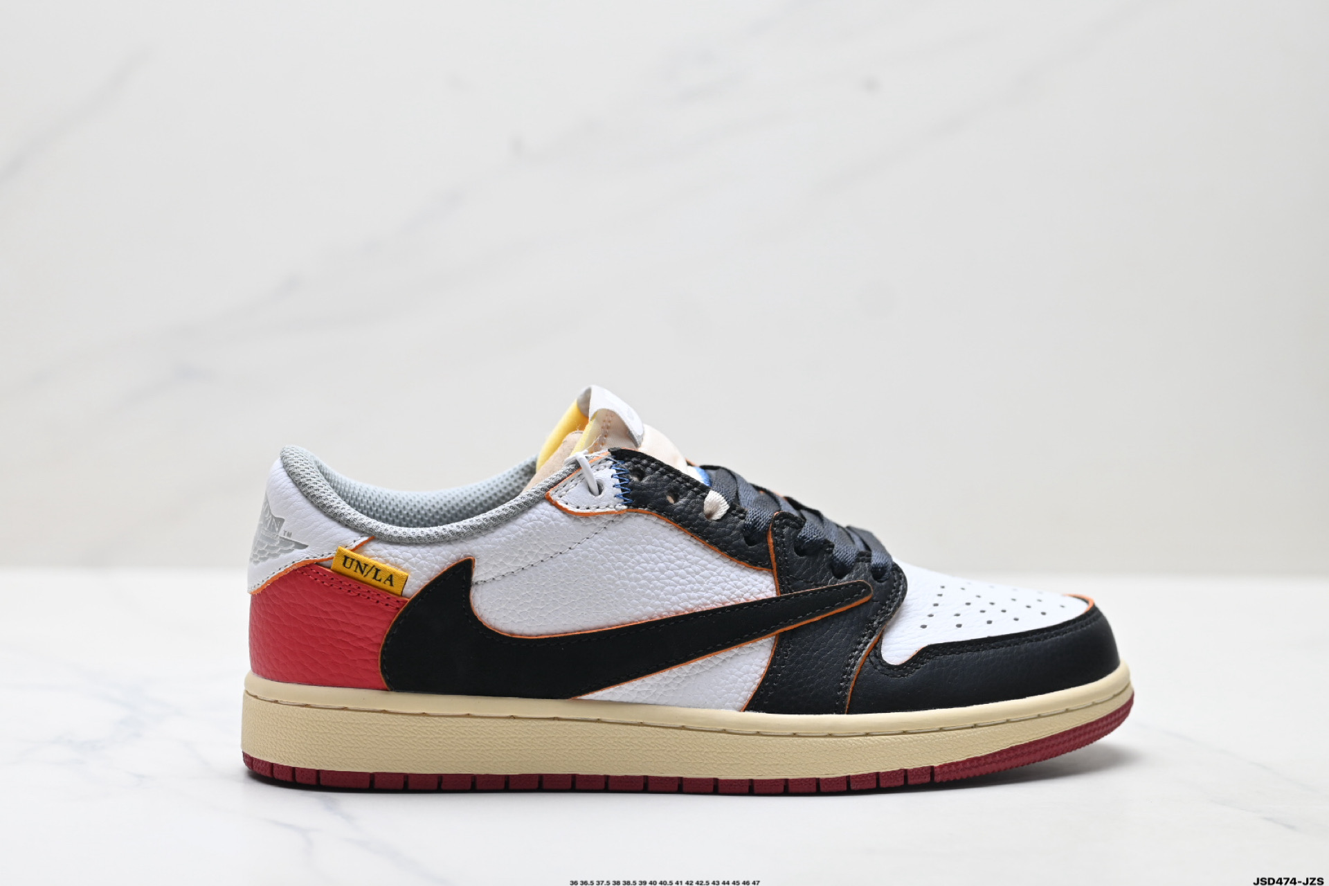 💰180
公司级✅Nike Air Jordan 1 x Travis Scott AJ1倒勾 乔一倒钩 耐克 低帮文化篮球鞋
升级原楦原档案数据开发纸版楦型 采用同源纳帕头层皮革鞋面材质 全新底模完美品相清洁度及喷漆效果 完美品质出货 细节如图所示 鞋面切割工整 冲孔整齐干净 中底拉帮线 整体清洁度非常好
货号:DM7866-600
尺码:36 36.5 37.5 38 38.5 39 40 40.5 41 42 42.5 43 44 45 46 47
ID:JSD474-JZS