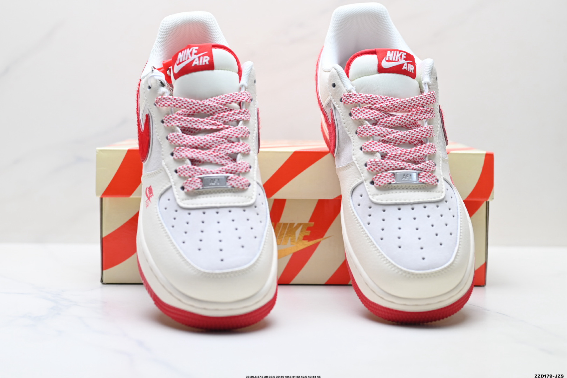 NIKE AIR FORCE 1‘07 LV8 HT5088-626