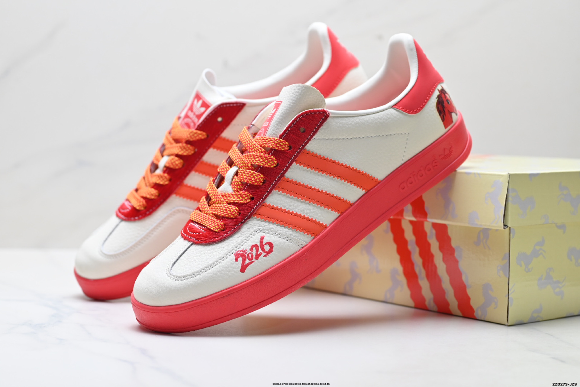 Adidas Originals Samba ‘DIY’桑巴舞系列 阿迪达斯 三叶草绅士德训足球风百搭低帮休闲运动板鞋 ZH2596