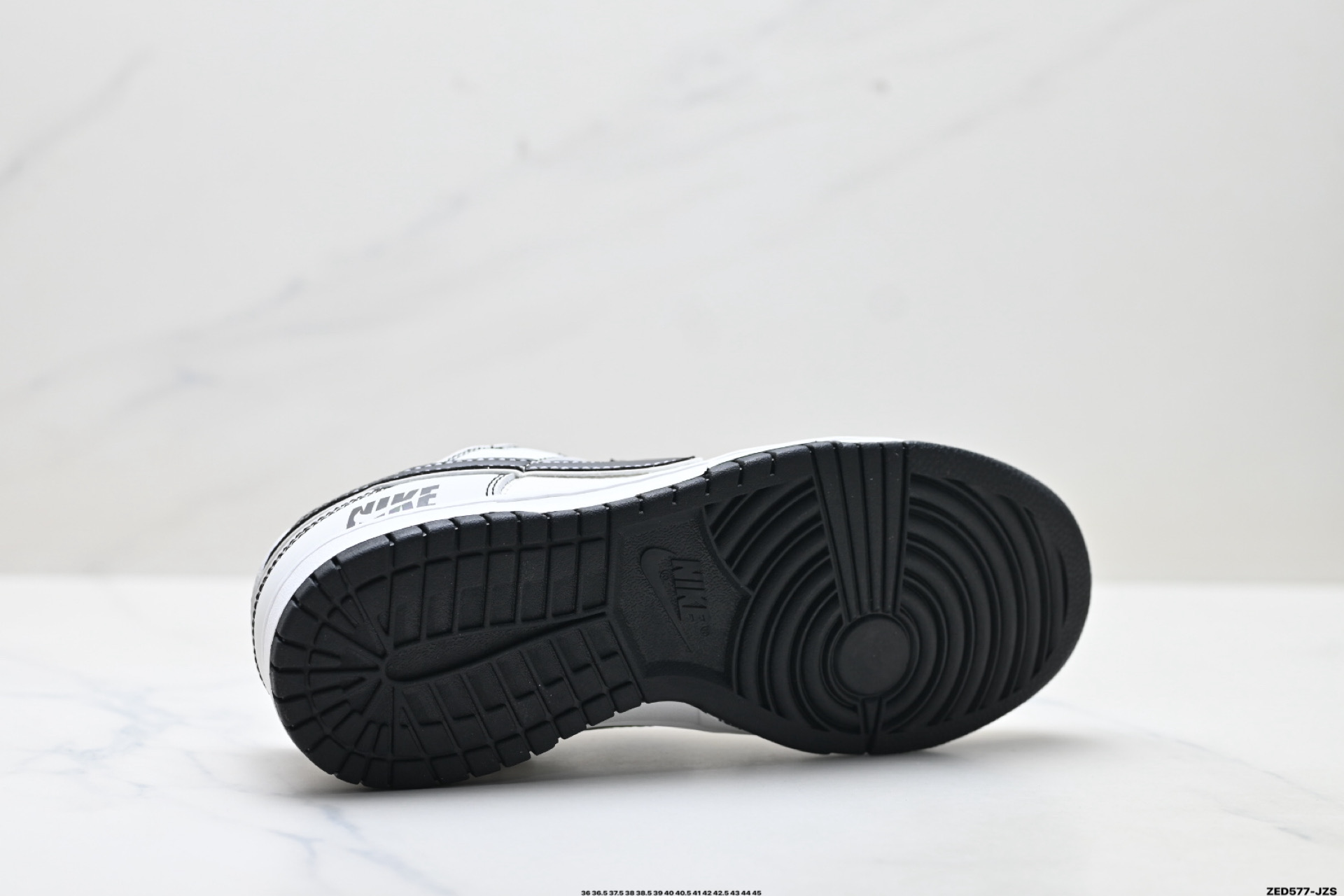 Nike Dunk Low Retro ‘DIY高端定制’耐克 低帮休闲运动板鞋 CS1688-136