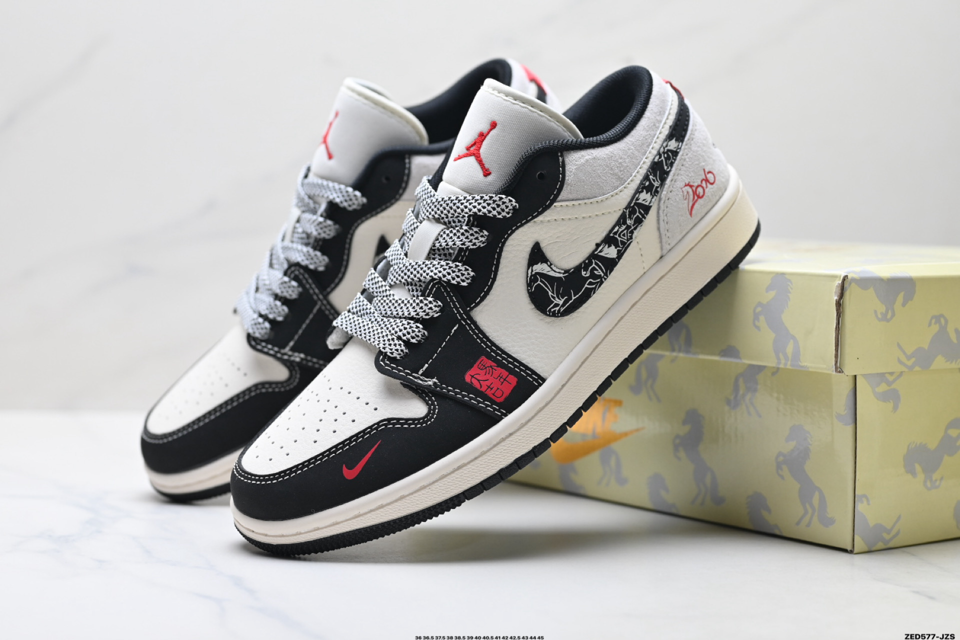 Nike Air Jordan 1 Low AJ1乔1低帮休闲板鞋 LX1988-826 Nike Air Jordan 1 Low AJ1乔1低帮休闲板鞋 LX1988-826