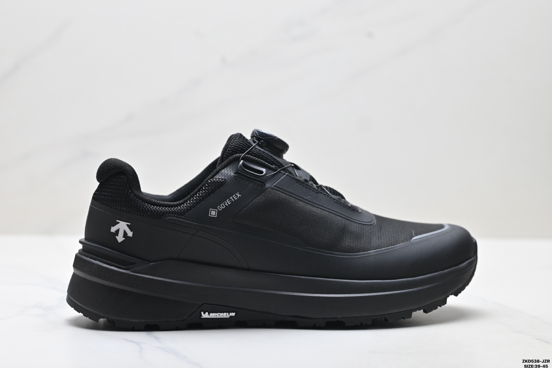 迪桑特DESCENTE BOA DUALIS都市通勤 GORE-TEX 时尚舒适 D4431LSN19 迪桑特DESCENTE BOA DUALIS都市通勤 GORE-TEX 时尚舒适 D4431LSN19