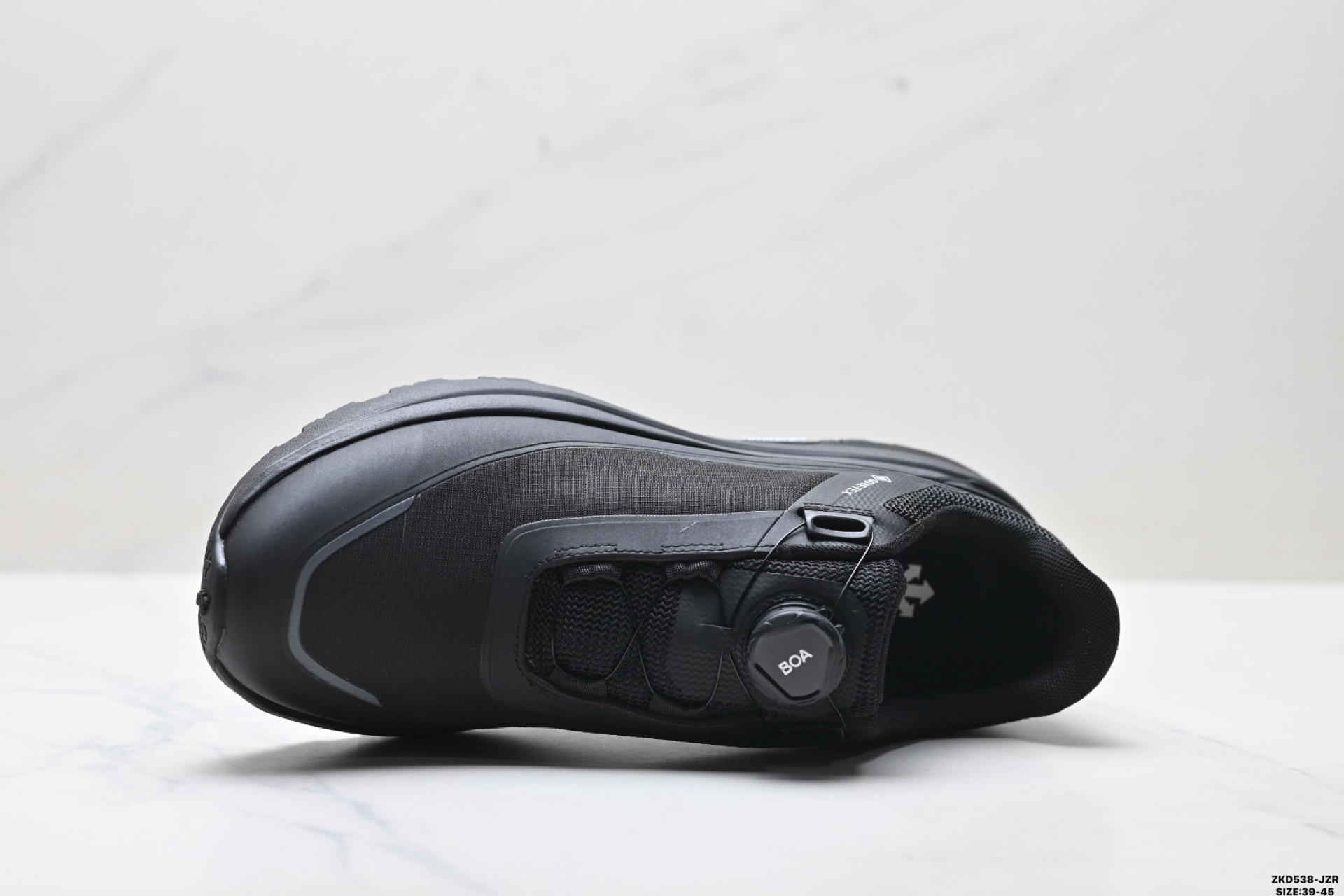 迪桑特DESCENTE BOA DUALIS都市通勤 GORE-TEX 时尚舒适 D4431LSN19 迪桑特DESCENTE BOA DUALIS都市通勤 GORE-TEX 时尚舒适 D4431LSN19