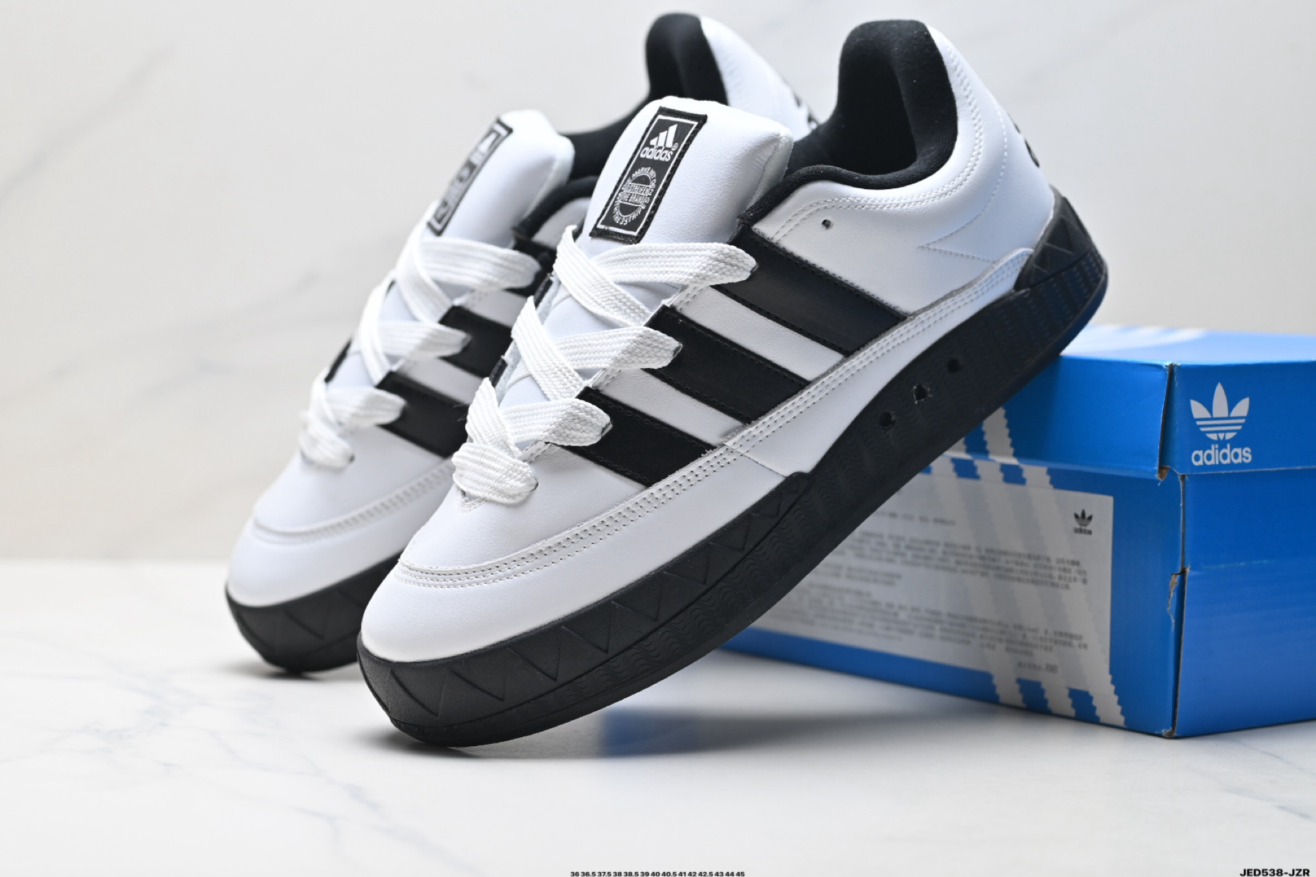 Adidas Adimatic Low 马蒂奇系列低帮 复古鲨鱼面包鞋运动休闲滑板板鞋 lE2224-Top High Quatity Cheap Sneakers Fashion Clothing Clothes Bags handbags Shoes of all Brand wholesale With The best Quality And Beautiful Price from China Factory Chinese suppliers wholesaler seller Adidas Adimatic Low 马蒂奇系列低帮 复古鲨鱼面包鞋运动休闲滑板板鞋 lE2224
