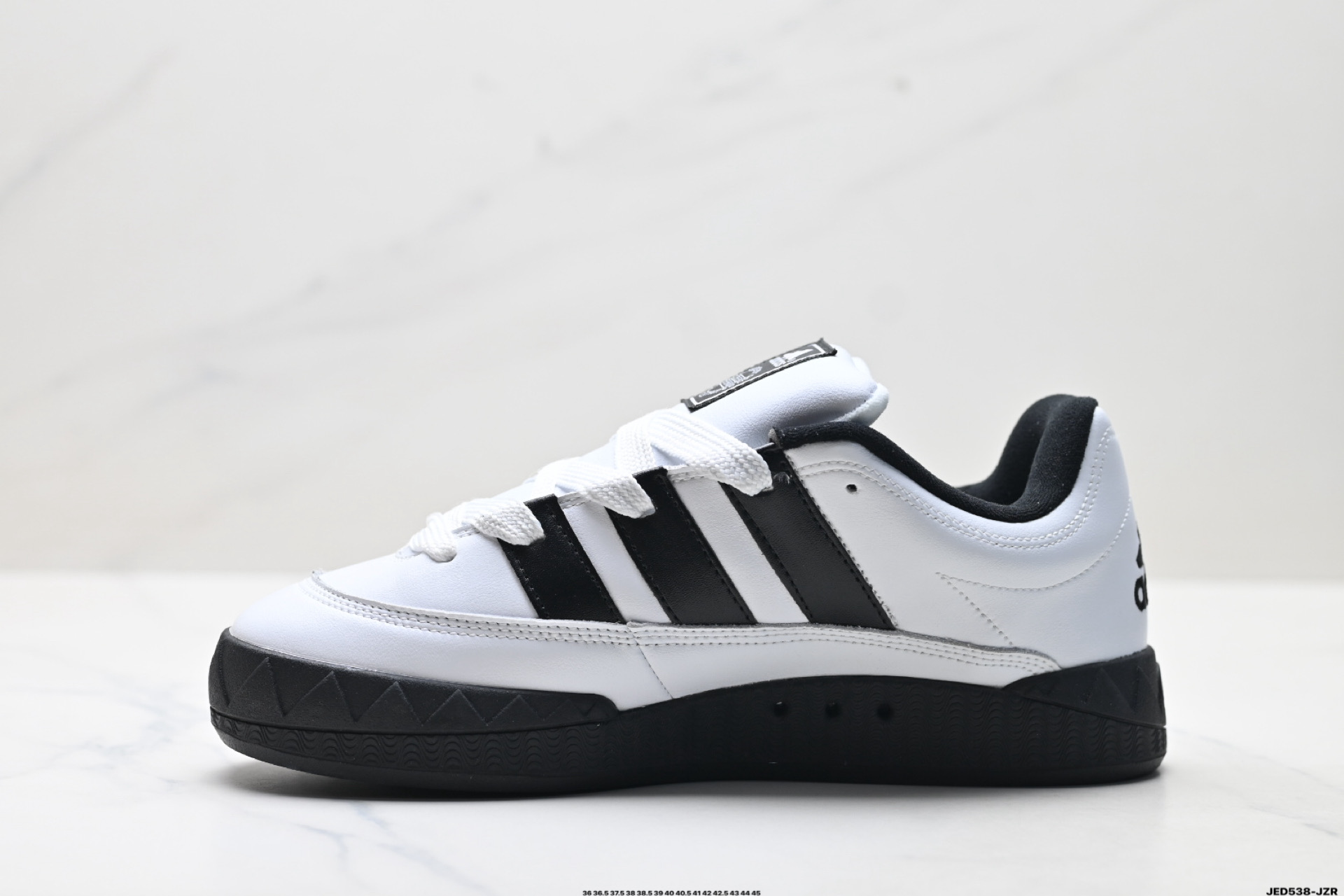 Adidas Adimatic Low 马蒂奇系列低帮 复古鲨鱼面包鞋运动休闲滑板板鞋 lE2224-Top High Quatity Cheap Sneakers Fashion Clothing Clothes Bags handbags Shoes of all Brand wholesale With The best Quality And Beautiful Price from China Factory Chinese suppliers wholesaler seller Adidas Adimatic Low 马蒂奇系列低帮 复古鲨鱼面包鞋运动休闲滑板板鞋 lE2224
