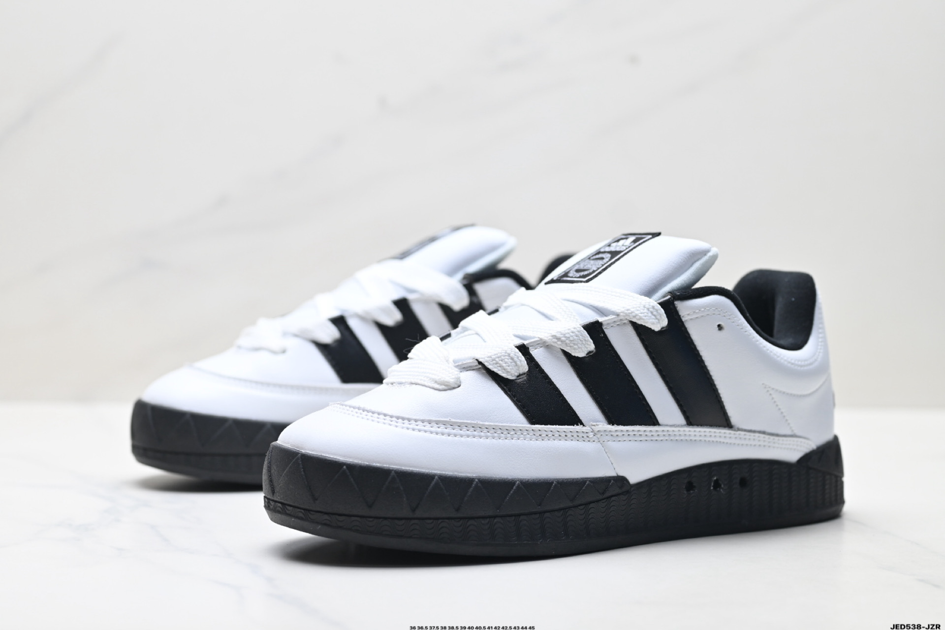 Adidas Adimatic Low 马蒂奇系列低帮 复古鲨鱼面包鞋运动休闲滑板板鞋 lE2224-Top High Quatity Cheap Sneakers Fashion Clothing Clothes Bags handbags Shoes of all Brand wholesale With The best Quality And Beautiful Price from China Factory Chinese suppliers wholesaler seller Adidas Adimatic Low 马蒂奇系列低帮 复古鲨鱼面包鞋运动休闲滑板板鞋 lE2224