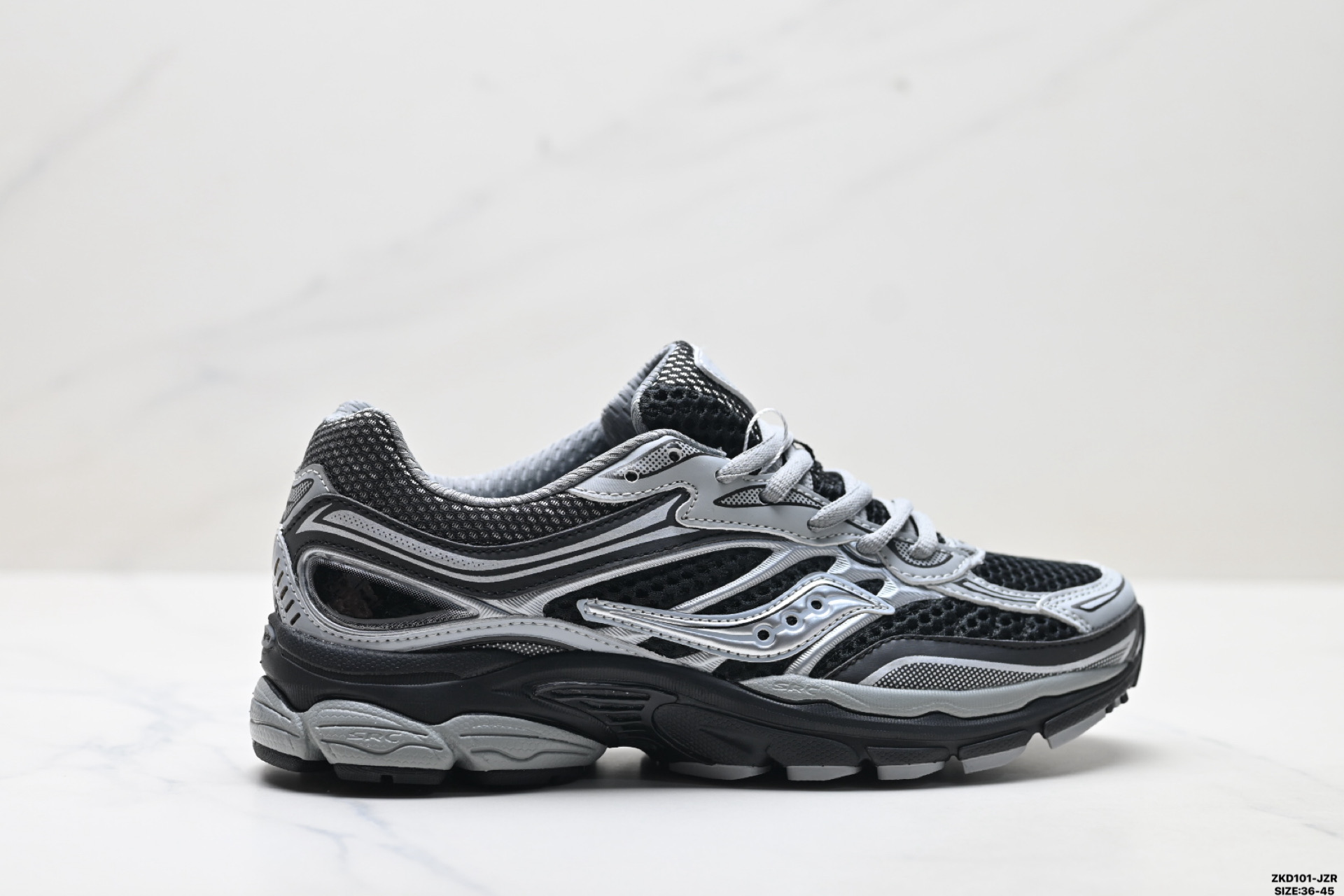 Saucony索康尼 Pro Grid Omni 9 全擎9 舒适柔软跑步鞋 S70739-13 Saucony索康尼 Pro Grid Omni 9 全擎9 舒适柔软跑步鞋 S70739-13