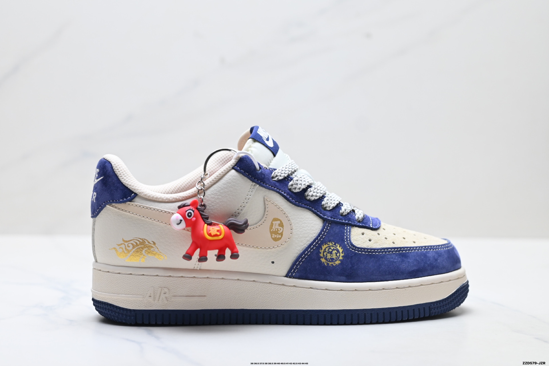 NIKE AIR FORCE 1‘07 LV8 FF9989-004