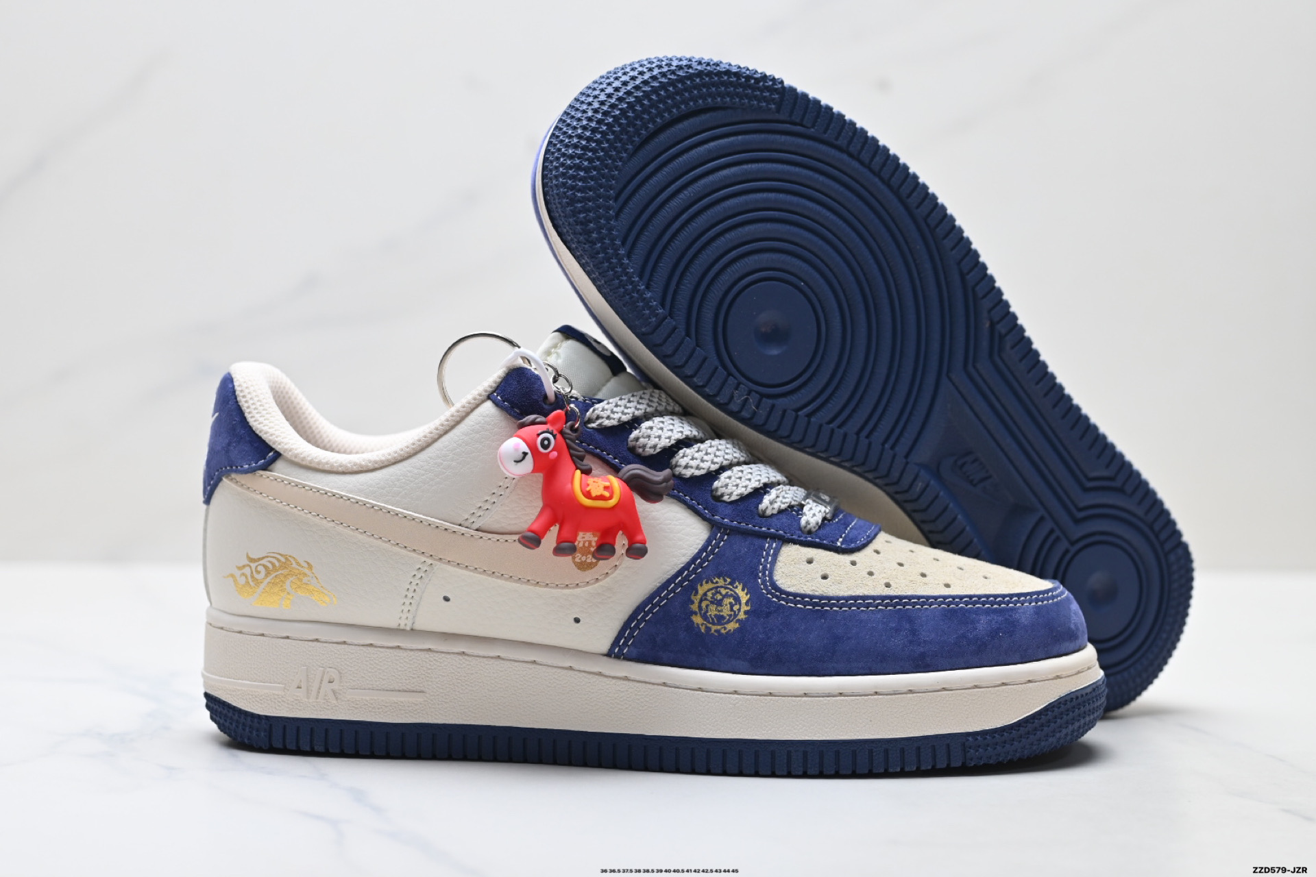 NIKE AIR FORCE 1‘07 LV8 FF9989-004