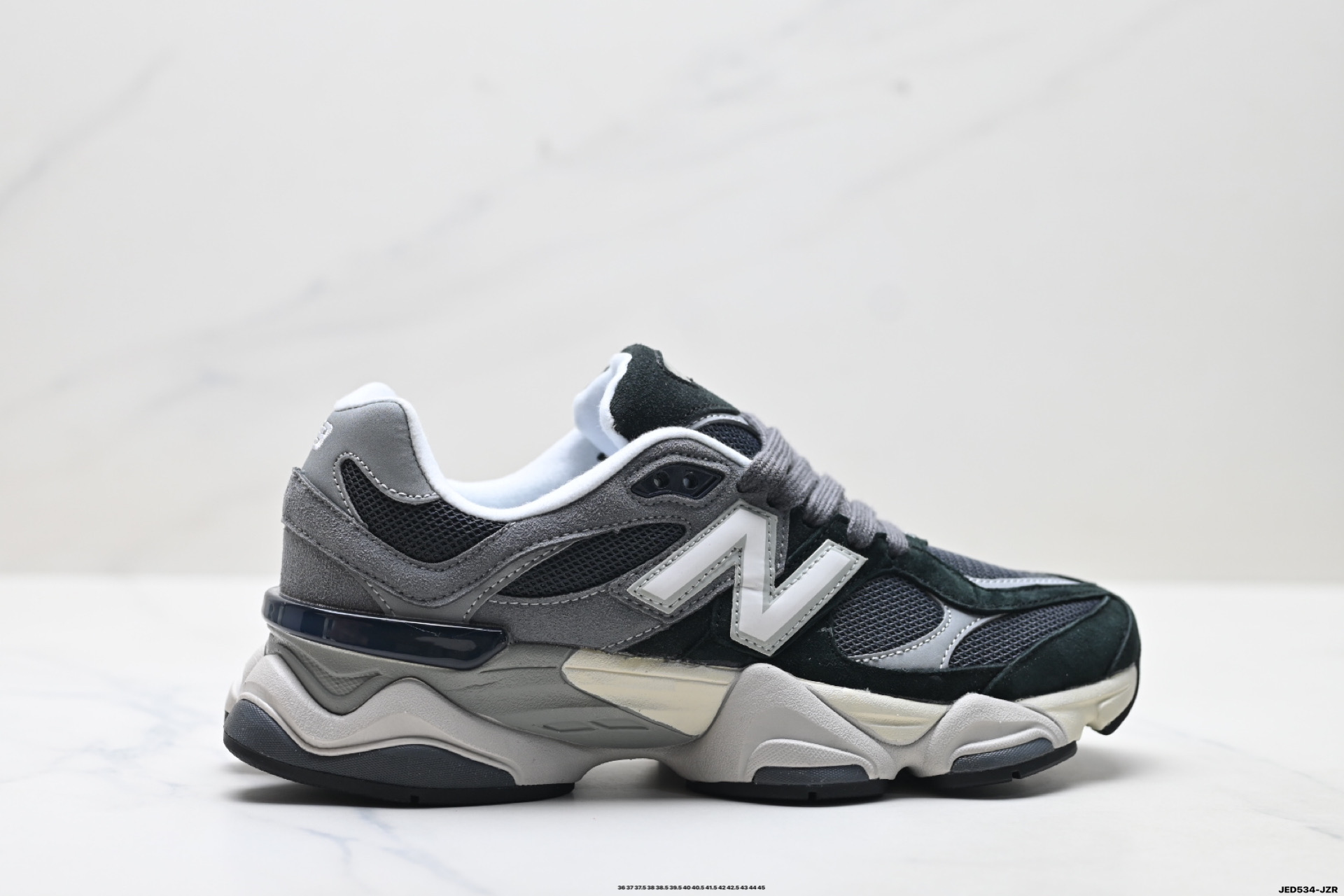P140 Real label✅New Balance 9060 series, retro casual sports jogging shoes. The upper is made of space double grid and …