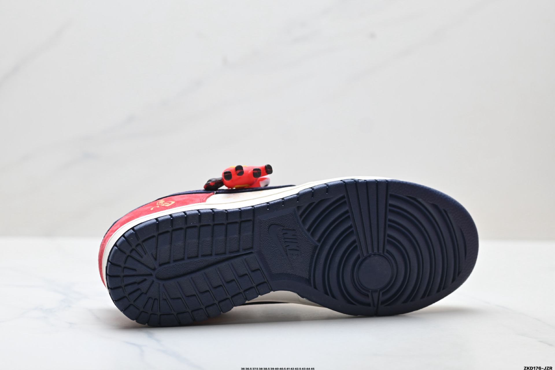 Nike Dunk Low Retro ‘DIY高端定制’耐克 低帮休闲运动板鞋 QW5288-112-Top High Quatity Cheap Sneakers Fashion Clothing Clothes Bags handbags Shoes of all Brand wholesale With The best Quality And Beautiful Price from China Factory Chinese suppliers wholesaler seller Nike Dunk Low Retro ‘DIY高端定制’耐克 低帮休闲运动板鞋 QW5288-112