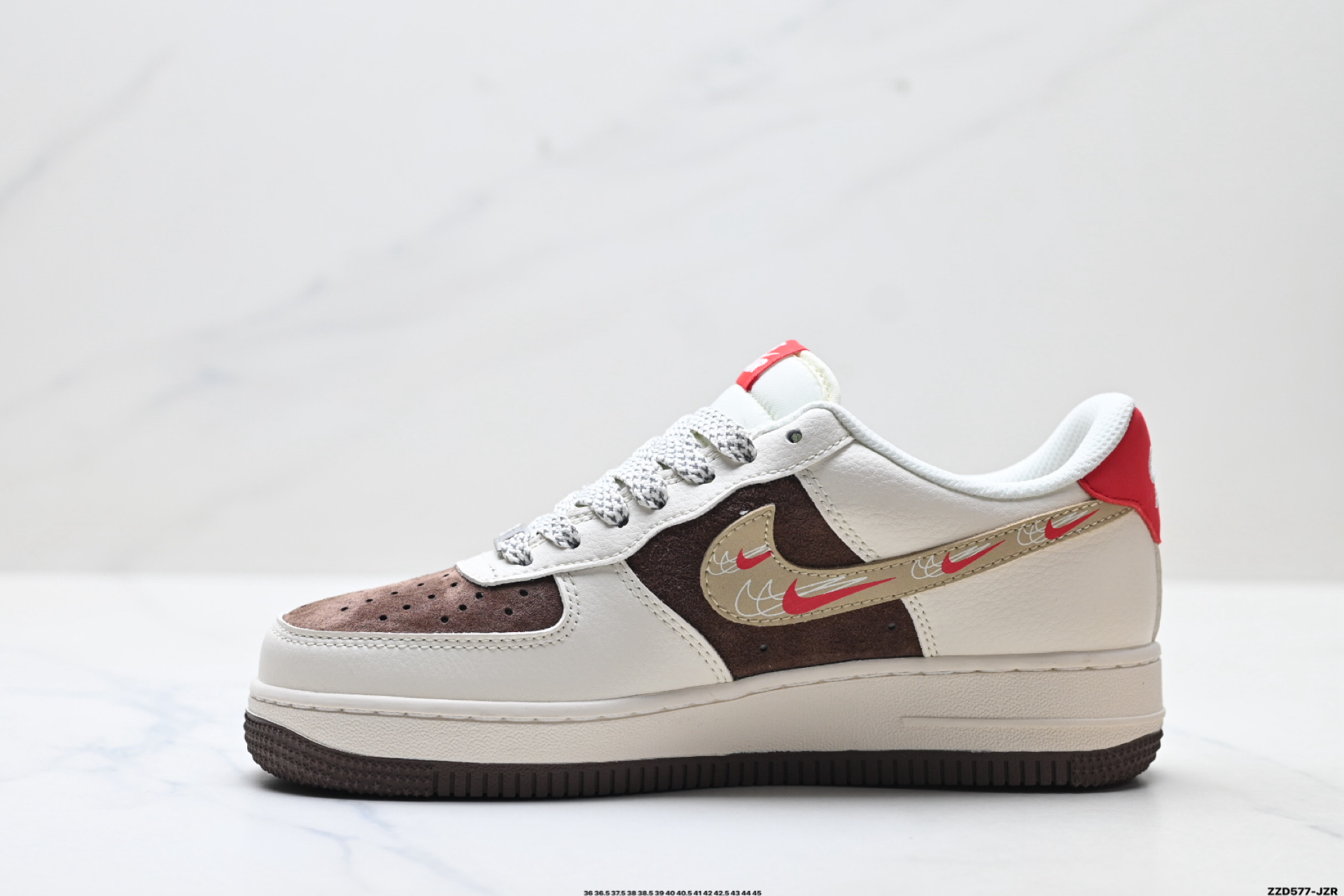 NIKE AIR FORCE 1‘07 LV8 XT6988-151