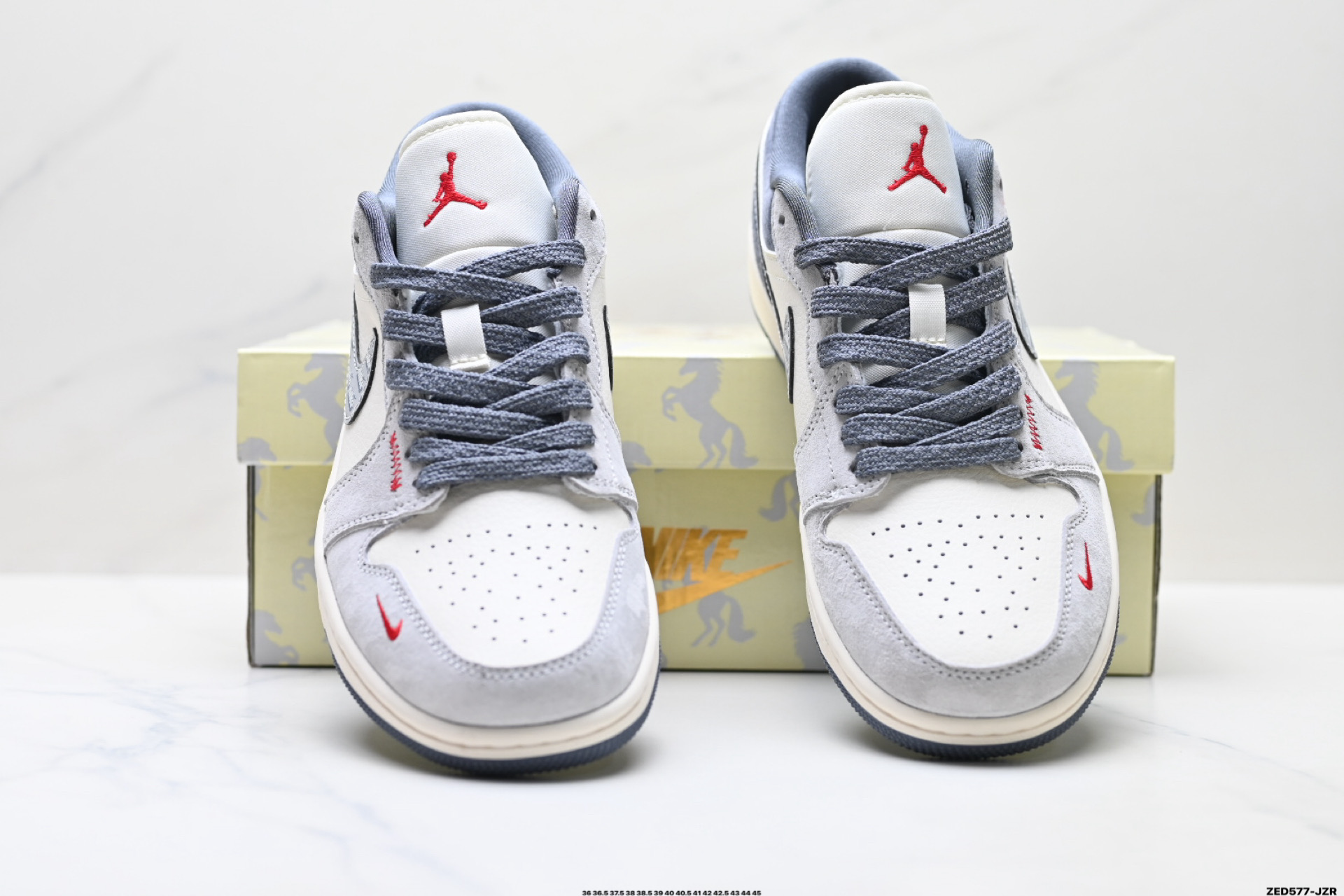 Nike Air Jordan 1 Low AJ1乔1低帮休闲板鞋 XY6998-136