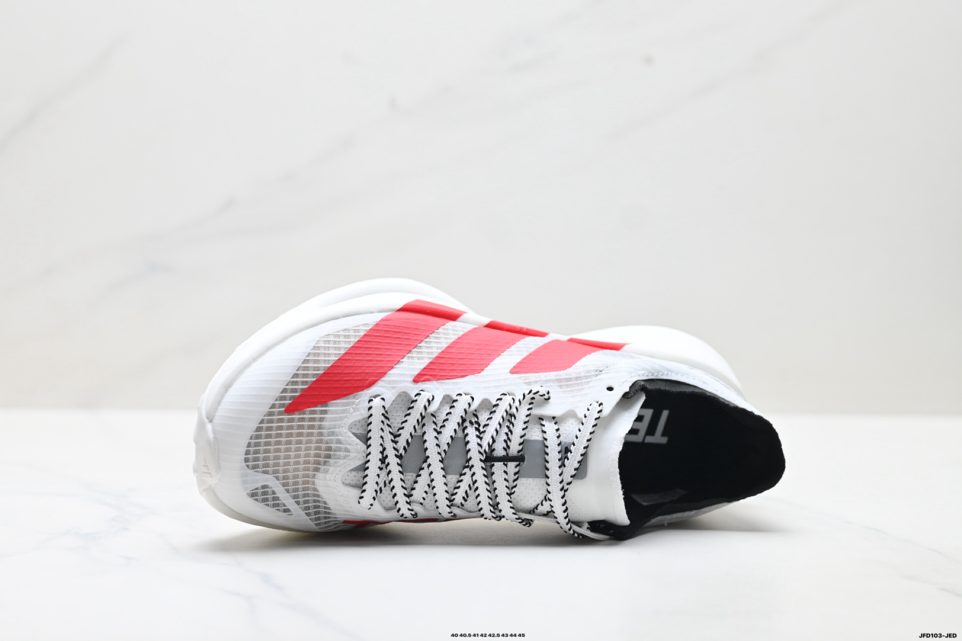 Adidas TERREX 阿迪达斯 系带缓震轻质 舒适百搭 低帮马拉松运动跑步鞋 JS3573