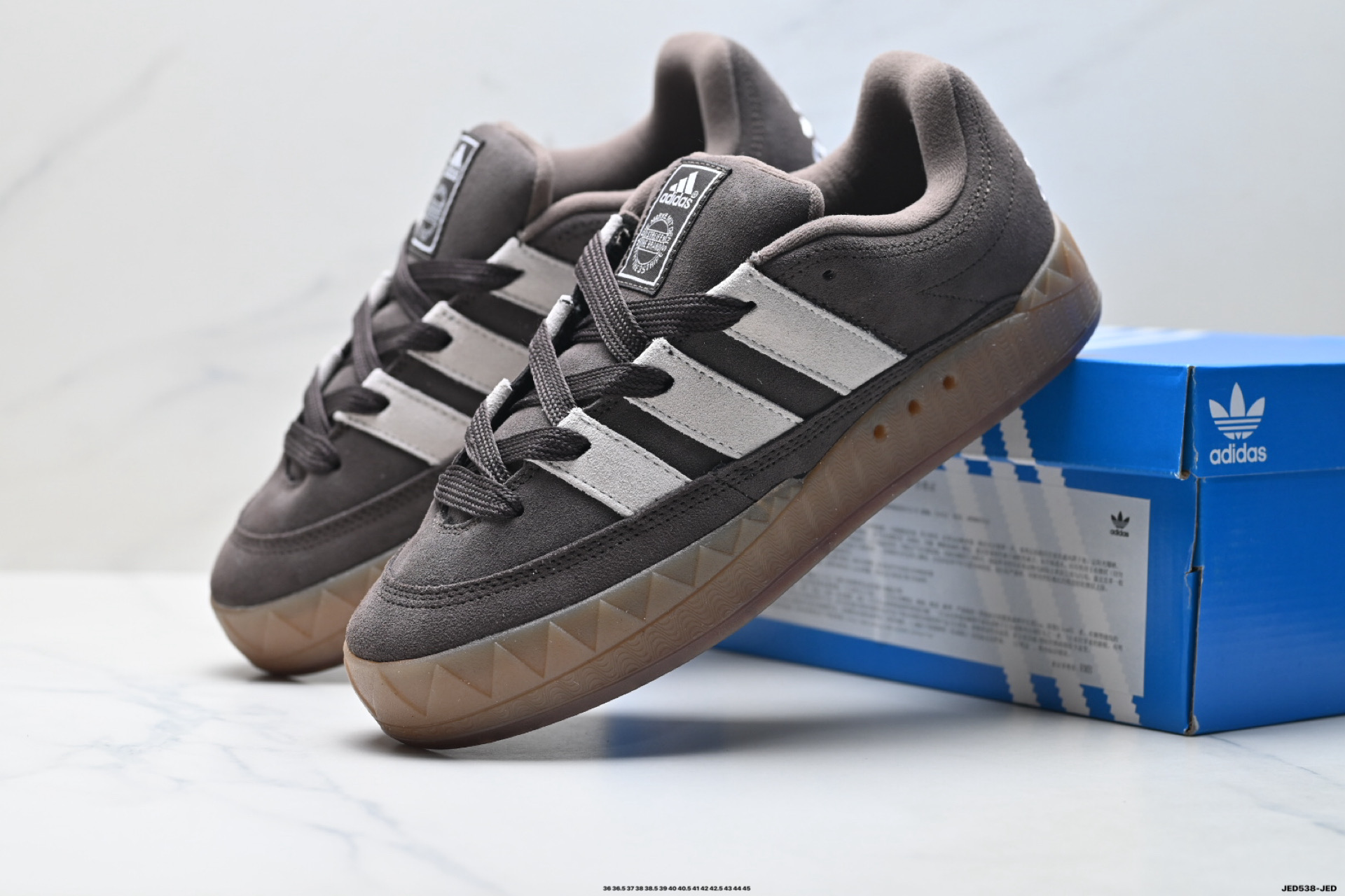 Adidas Adimatic Low 马蒂奇系列低帮 复古鲨鱼面包鞋运动休闲滑板板鞋 lE3930-Top High Quatity Cheap Sneakers Fashion Clothing Clothes Bags handbags Shoes of all Brand wholesale With The best Quality And Beautiful Price from China Factory Chinese suppliers wholesaler seller Adidas Adimatic Low 马蒂奇系列低帮 复古鲨鱼面包鞋运动休闲滑板板鞋 lE3930