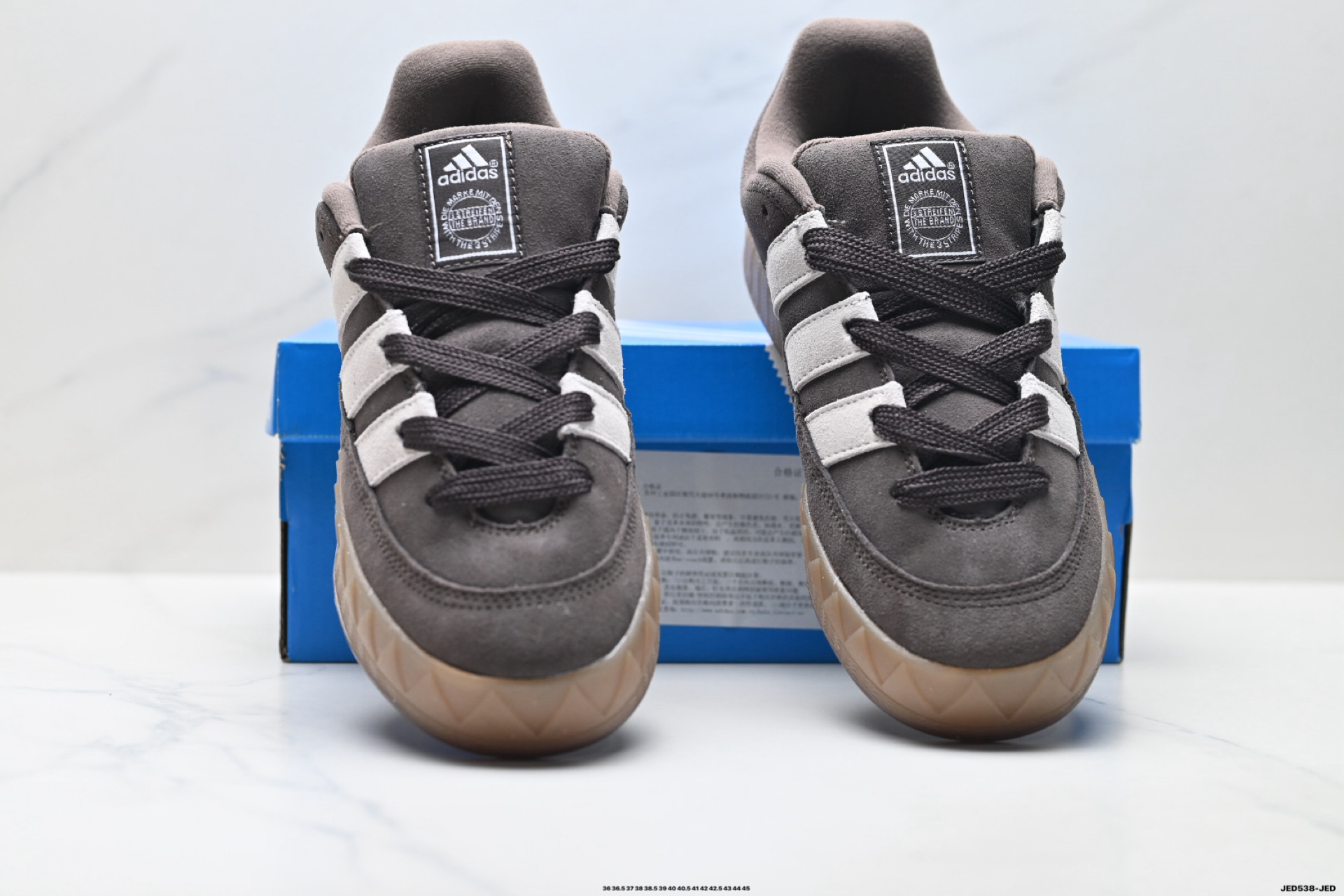 Adidas Adimatic Low 马蒂奇系列低帮 复古鲨鱼面包鞋运动休闲滑板板鞋 lE3930-Top High Quatity Cheap Sneakers Fashion Clothing Clothes Bags handbags Shoes of all Brand wholesale With The best Quality And Beautiful Price from China Factory Chinese suppliers wholesaler seller Adidas Adimatic Low 马蒂奇系列低帮 复古鲨鱼面包鞋运动休闲滑板板鞋 lE3930
