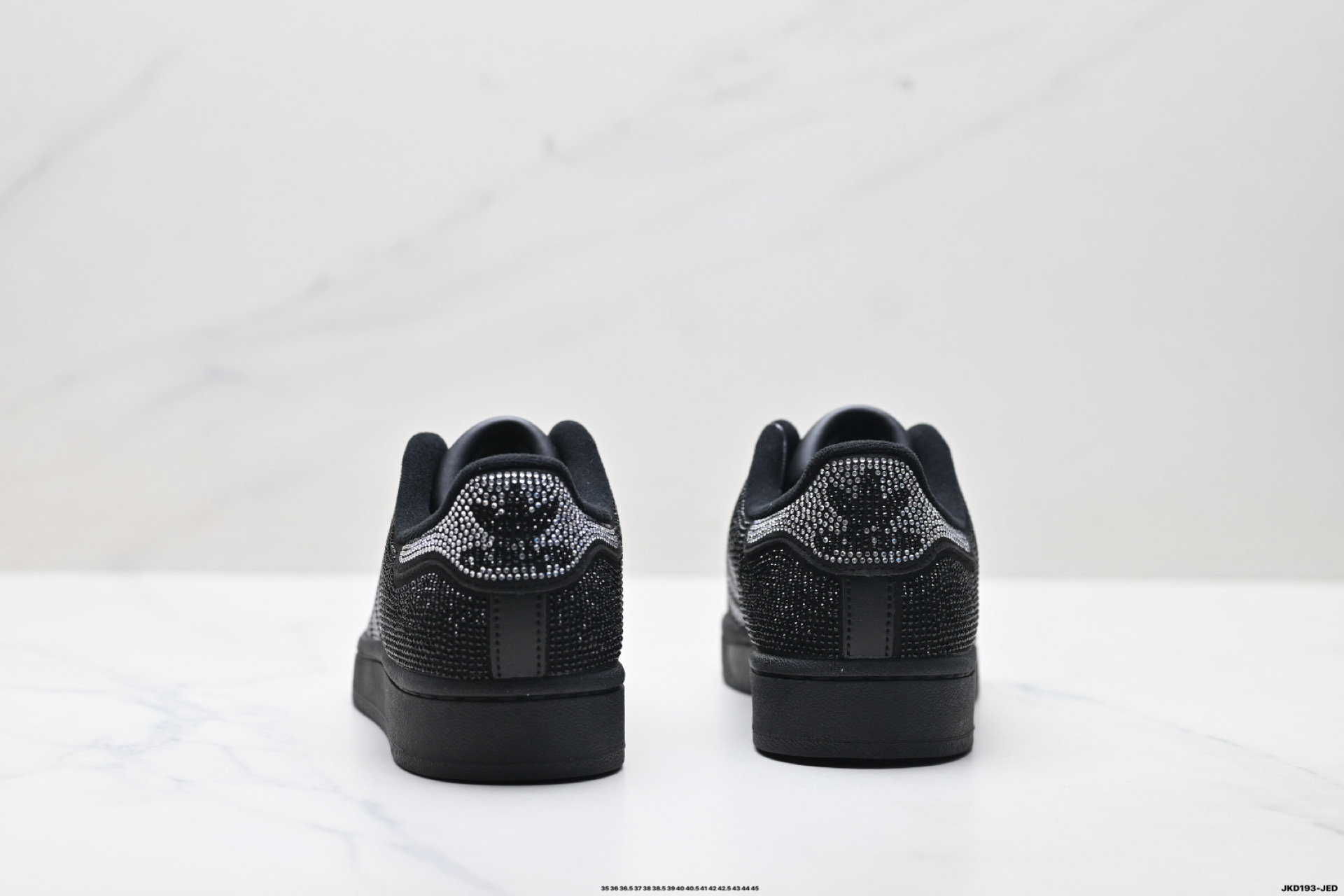 Adidas Originals Superstar贝壳头系列 阿迪达斯 低帮经典百搭休闲运动板鞋 IH4200 Adidas Originals Superstar贝壳头系列 阿迪达斯 低帮经典百搭休闲运动板鞋 IH4200