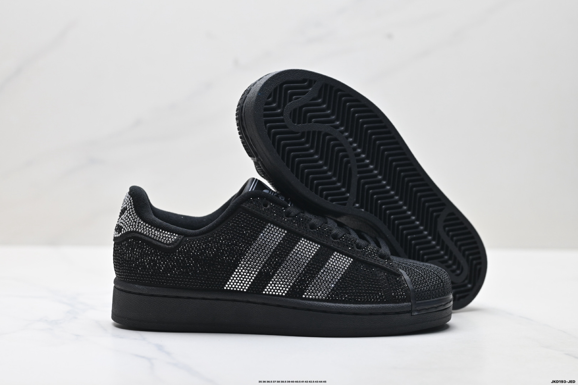 Adidas Originals Superstar贝壳头系列 阿迪达斯 低帮经典百搭休闲运动板鞋 IH4200 Adidas Originals Superstar贝壳头系列 阿迪达斯 低帮经典百搭休闲运动板鞋 IH4200