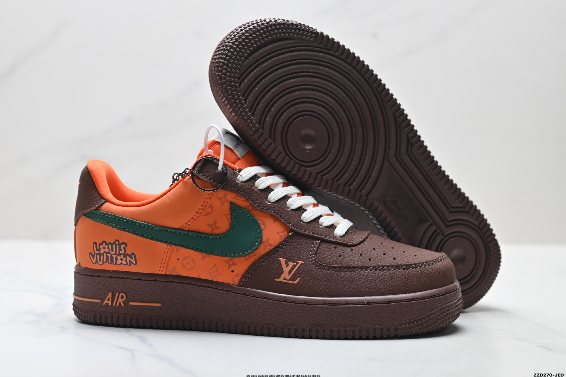 NIKE AIR FORCE 1‘07 LV8 DF0188-126