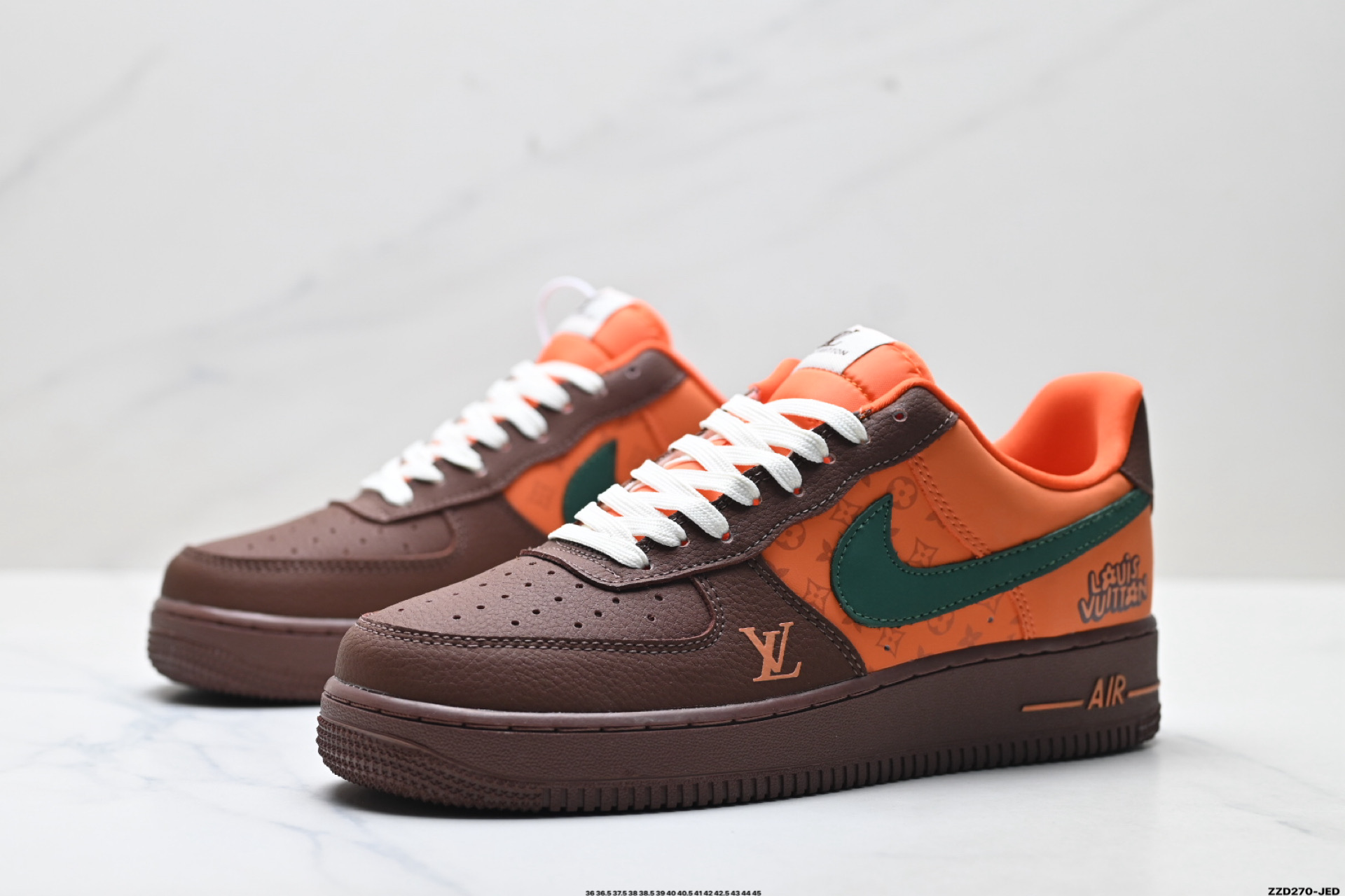 NIKE AIR FORCE 1‘07 LV8 DF0188-126