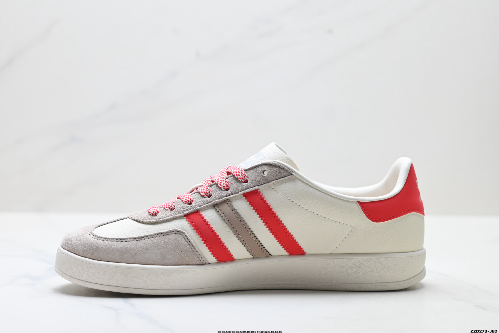 Adidas Originals Gazelle indoor ‘DIY‘定制 系列 阿迪达斯 三叶草绅士德训足球风百搭低帮休闲运动板鞋 LX0904 Adidas Originals Gazelle indoor ‘DIY‘定制 系列 阿迪达斯 三叶草绅士德训足球风百搭低帮休闲运动板鞋 LX0904