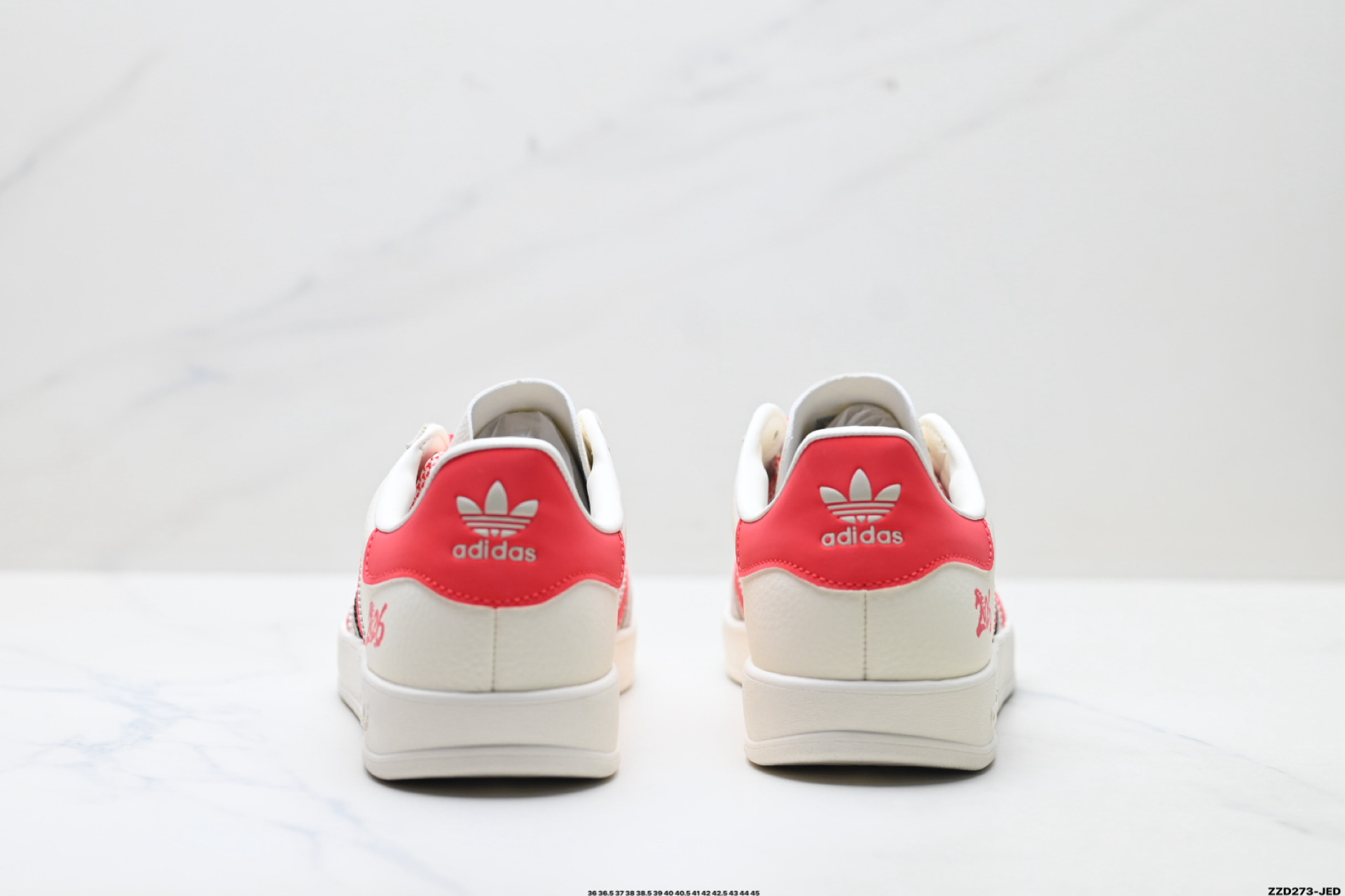 Adidas Originals Gazelle indoor ‘DIY‘定制 系列 阿迪达斯 三叶草绅士德训足球风百搭低帮休闲运动板鞋 LX0904 Adidas Originals Gazelle indoor ‘DIY‘定制 系列 阿迪达斯 三叶草绅士德训足球风百搭低帮休闲运动板鞋 LX0904
