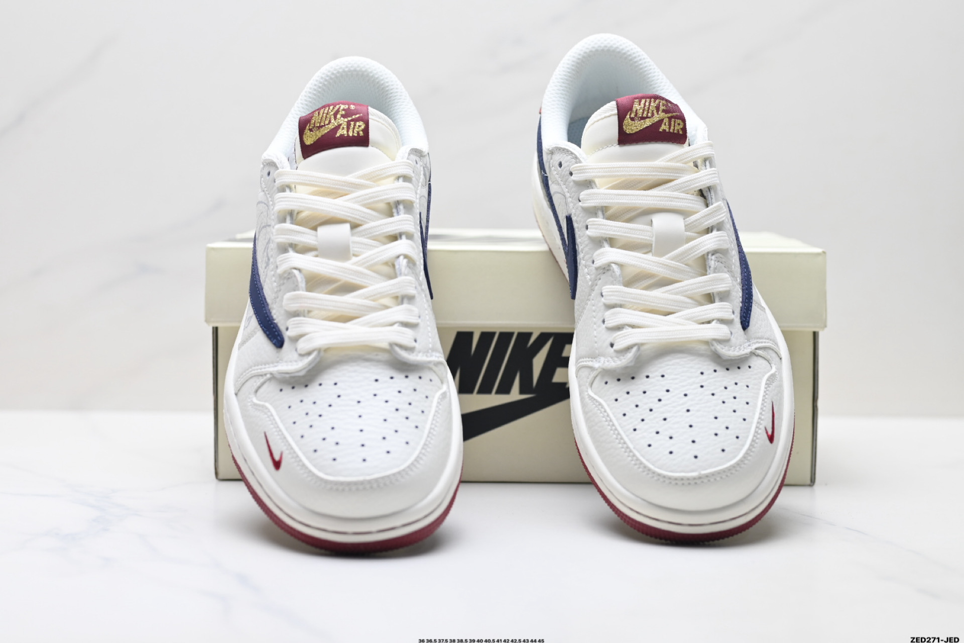 Nike Air Jordan 1 x Travis Scott AJ1倒勾 乔一倒钩 ‘DIY’定制 耐克 低帮文化篮球鞋 NH0601-064 Nike Air Jordan 1 x Travis Scott AJ1倒勾 乔一倒钩 ‘DIY’定制 耐克 低帮文化篮球鞋 NH0601-064