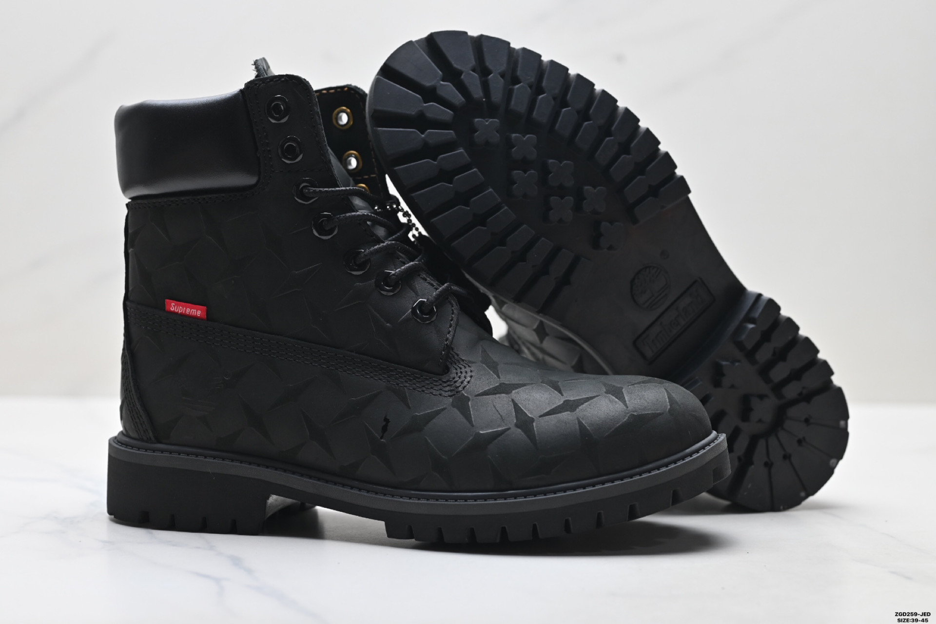 Timberland添柏岚 × LOUIS VUITTON路易威登 牛皮革 6英寸满印老花圆头系带 压纹防水绒面 及踝 马丁靴 Timberland添柏岚 × LOUIS VUITTON路易威登 牛皮革 6英寸满印老花圆头系带 压纹防水绒面 及踝 马丁靴