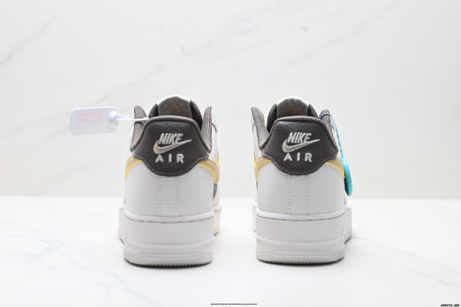NIKE AIR FORCE 1‘07 IR0796-030
