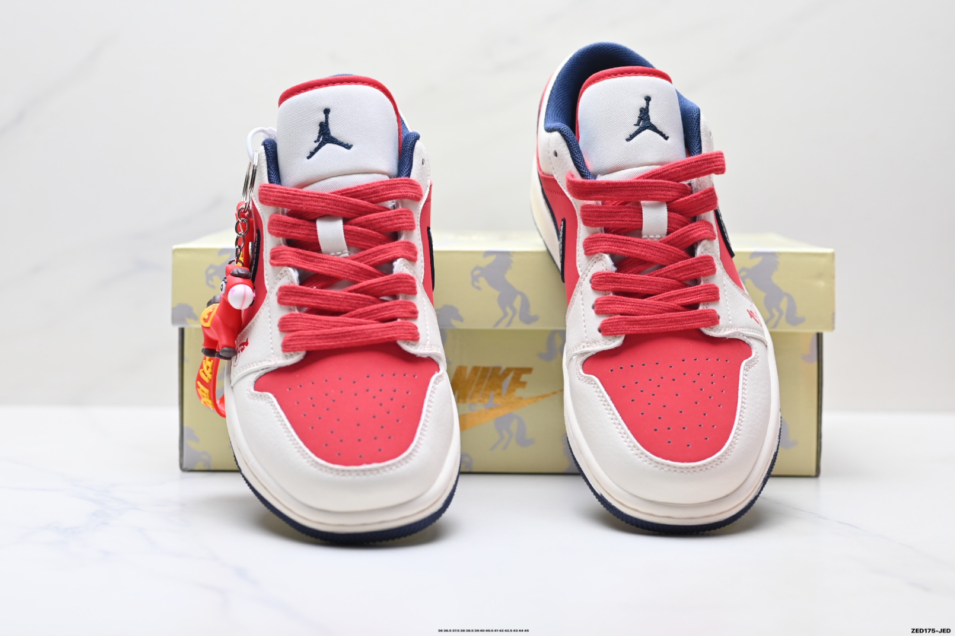 Nike Air Jordan 1 Low AJ1乔1低帮休闲板鞋 ZH2598-504-Top High Quatity Cheap Sneakers Fashion Clothing Clothes Bags handbags Shoes of all Brand wholesale With The best Quality And Beautiful Price from China Factory Chinese suppliers wholesaler seller Nike Air Jordan 1 Low AJ1乔1低帮休闲板鞋 ZH2598-504