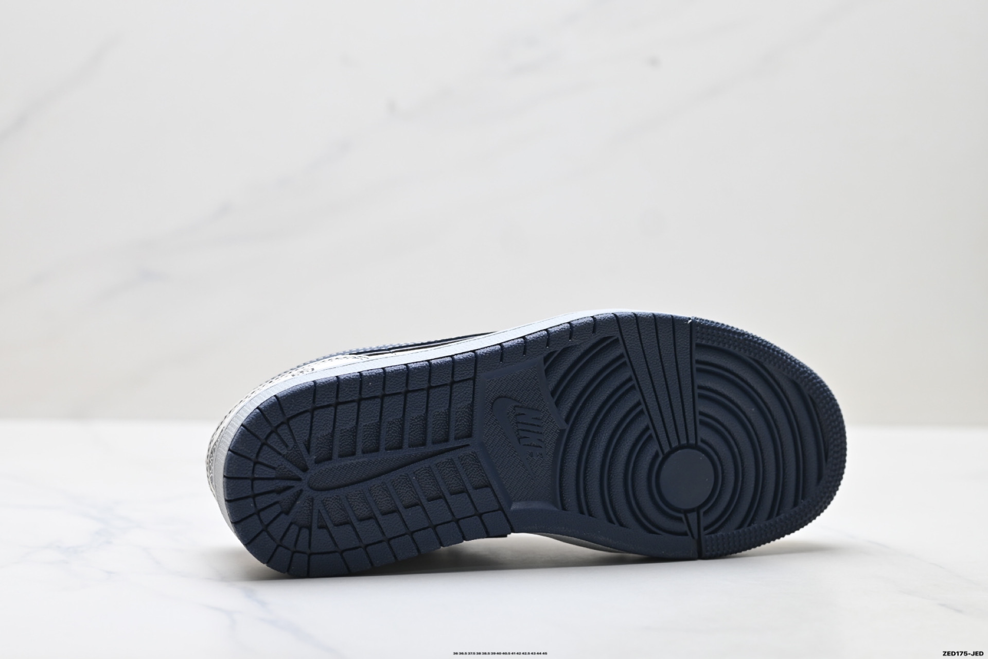 Nike Air Jordan 1 Low AJ1乔1低帮休闲板鞋 ZH2598-501