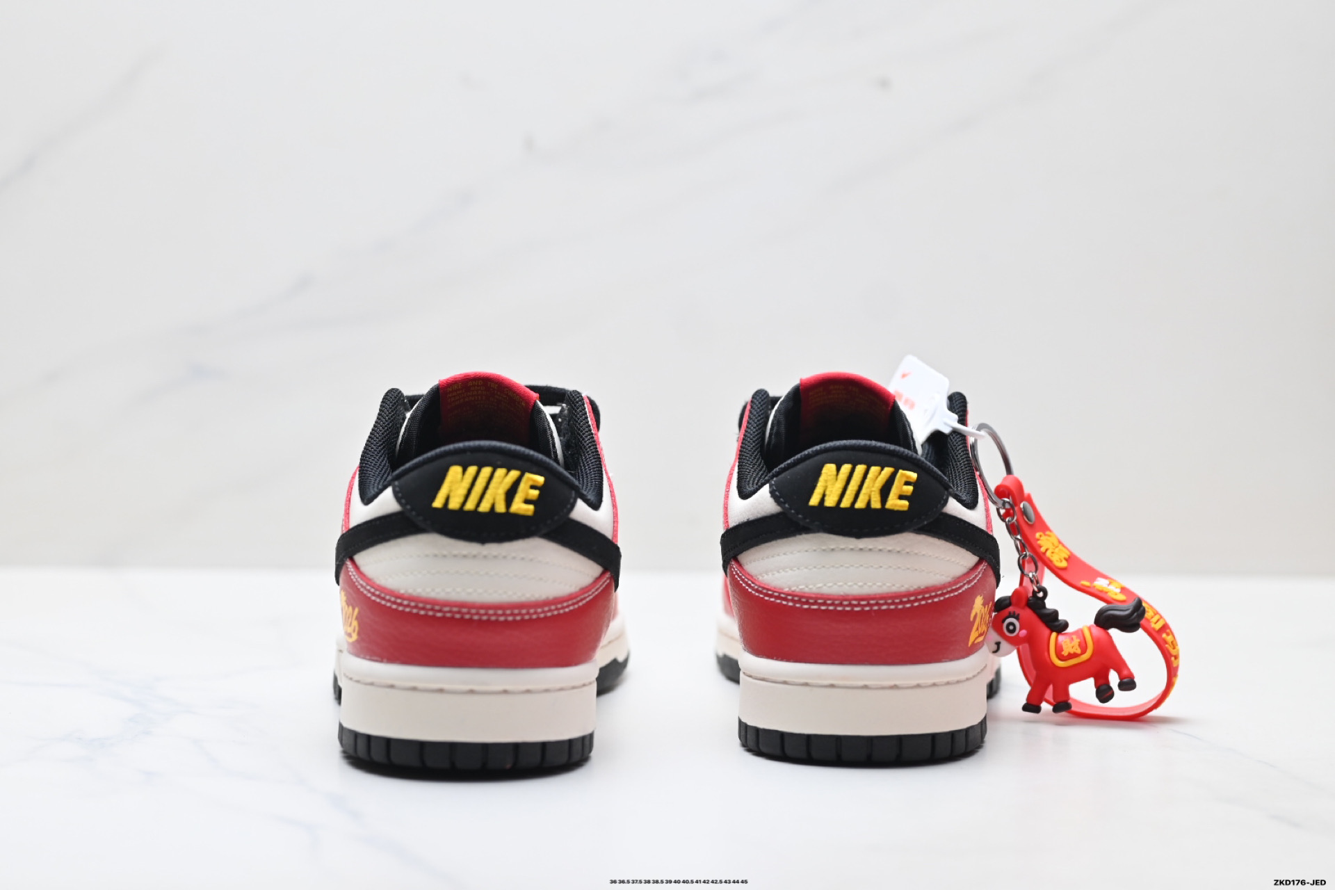 Nike Dunk Low Retro ‘DIY高端定制’耐克 低帮休闲运动板鞋 QW5288-102 Nike Dunk Low Retro ‘DIY高端定制’耐克 低帮休闲运动板鞋 QW5288-102