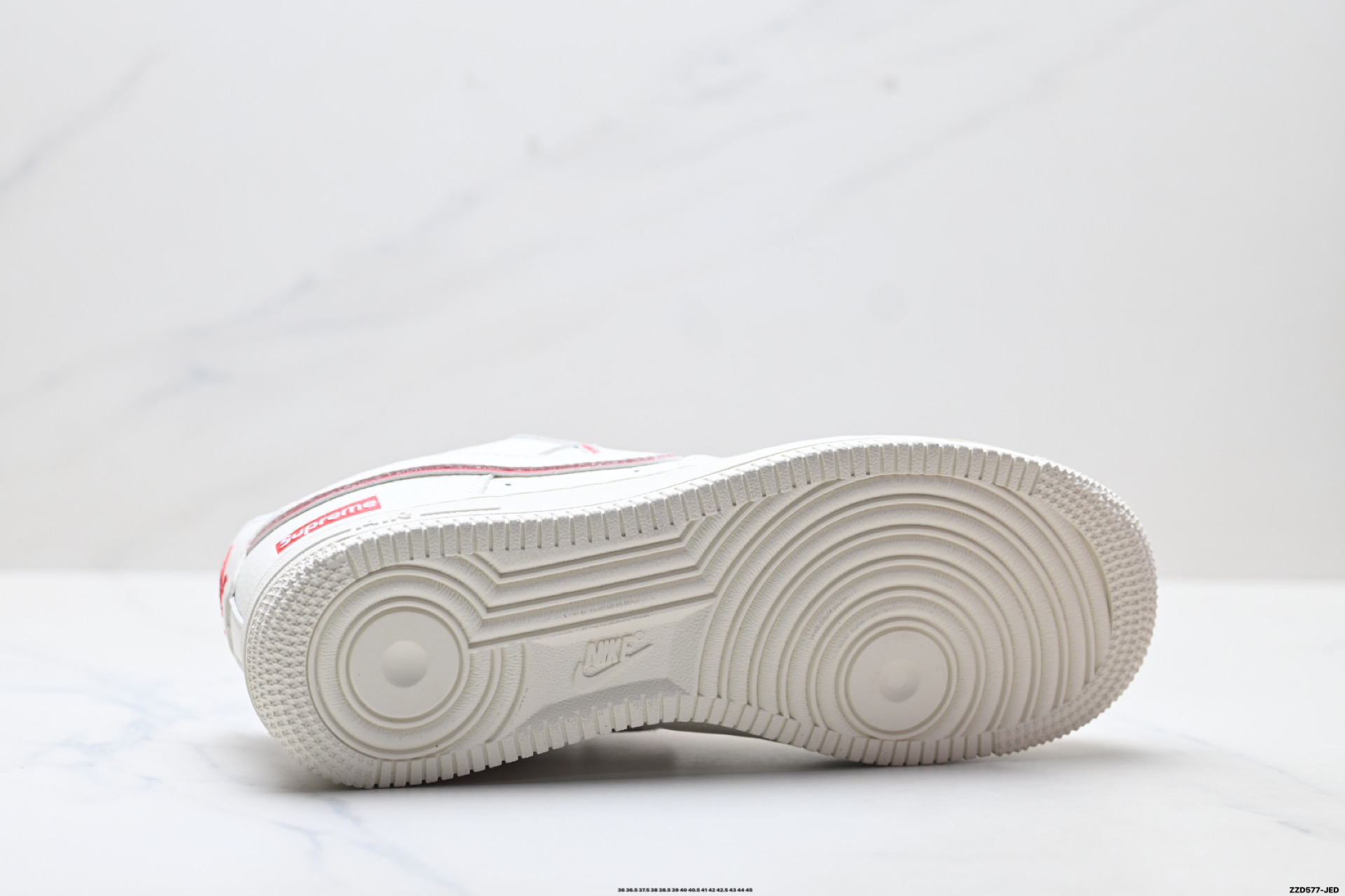 NIKE AIR FORCE 1‘07 LV8 CS5288-078
